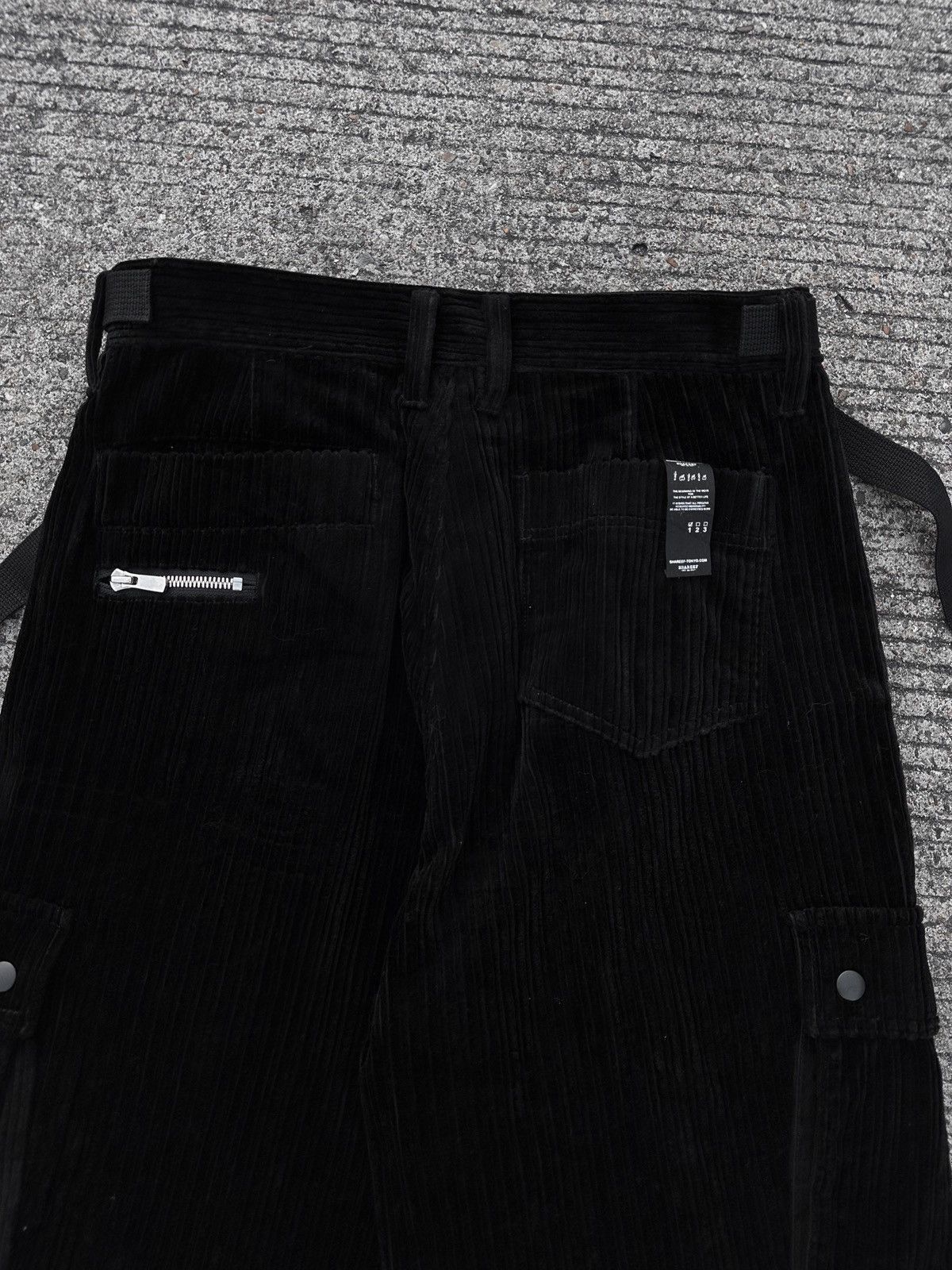 Japanese Brand × SHAREEF Shareef Black Corduroy Bondage Cargo Pants Size US 30 / EU 46 - 9 Thumbnail