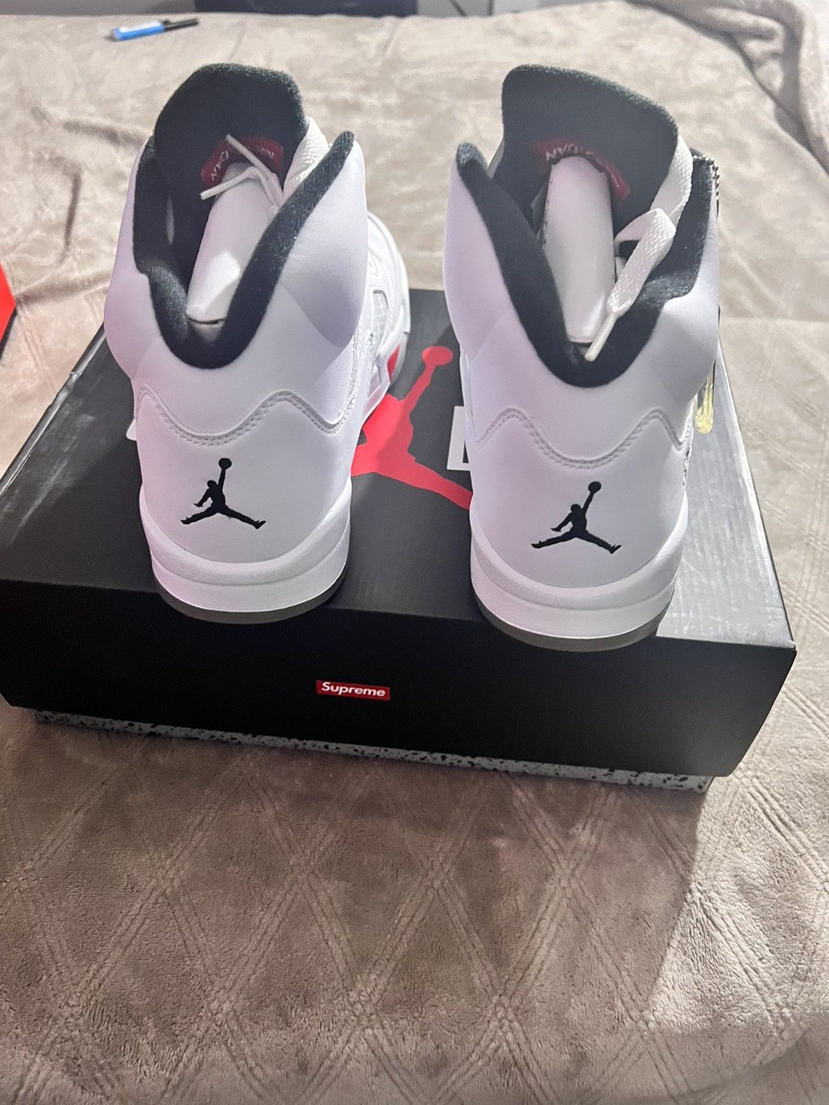 Jordan Brand × Supreme Jordan 5 white supreme Size US 11 / EU 44 - 3 Thumbnail