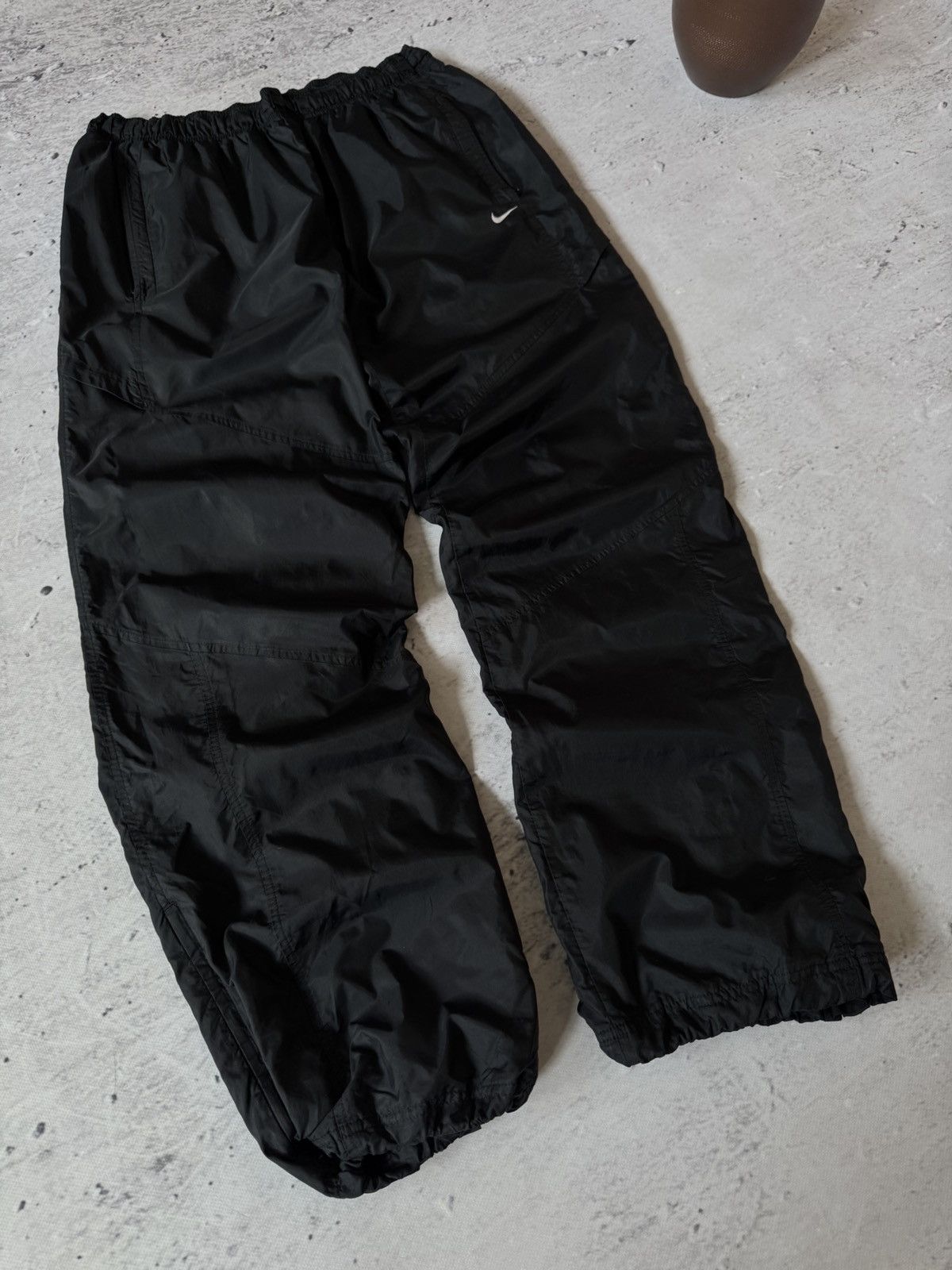 Nike × Vintage NIKE NYLON VINTAGE Y2K OVERSIZE BAGGY FIT PANTS SWEATPANTS Size US 34 / EU 50 - 3 Thumbnail