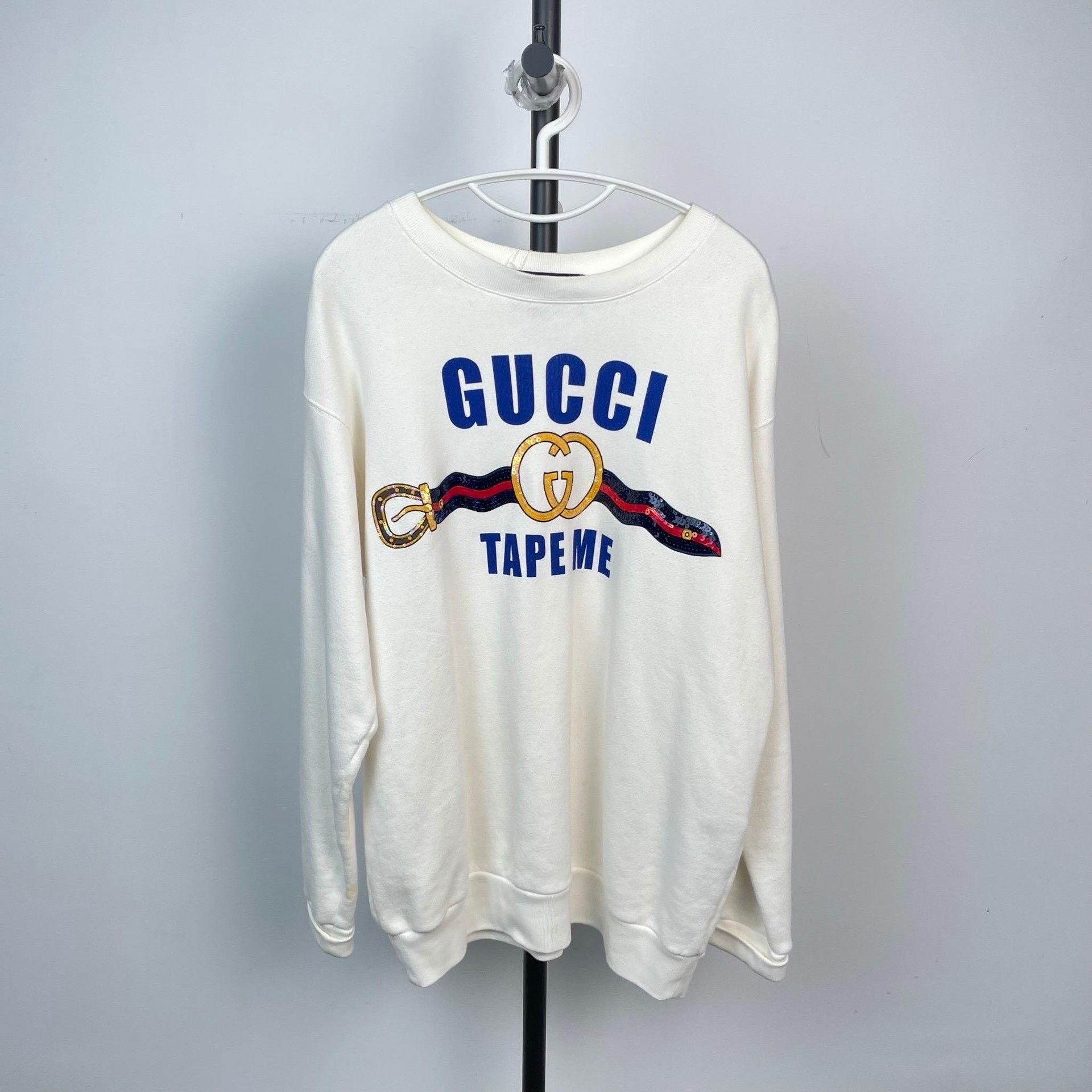 Gucci Gucci White Logo Print Crewneck Sweatshirt Size US S / EU 44-46 / 1 - 1 Thumbnail