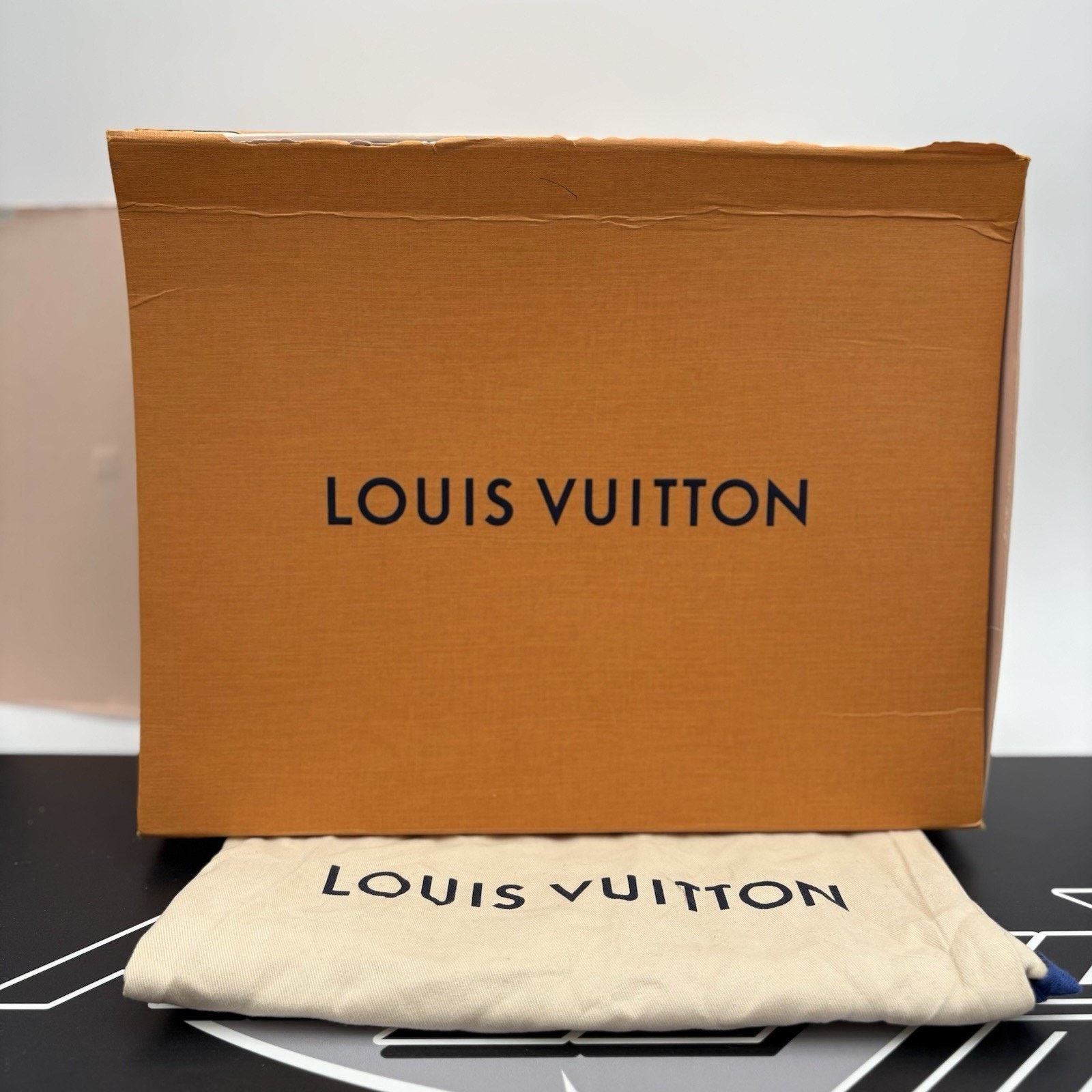 Louis Vuitton Louis Vuitton Trainer Strap ' Beige ' | SUPER CLEAN! Size US 12.5 / EU 45-46 - 14 Thumbnail