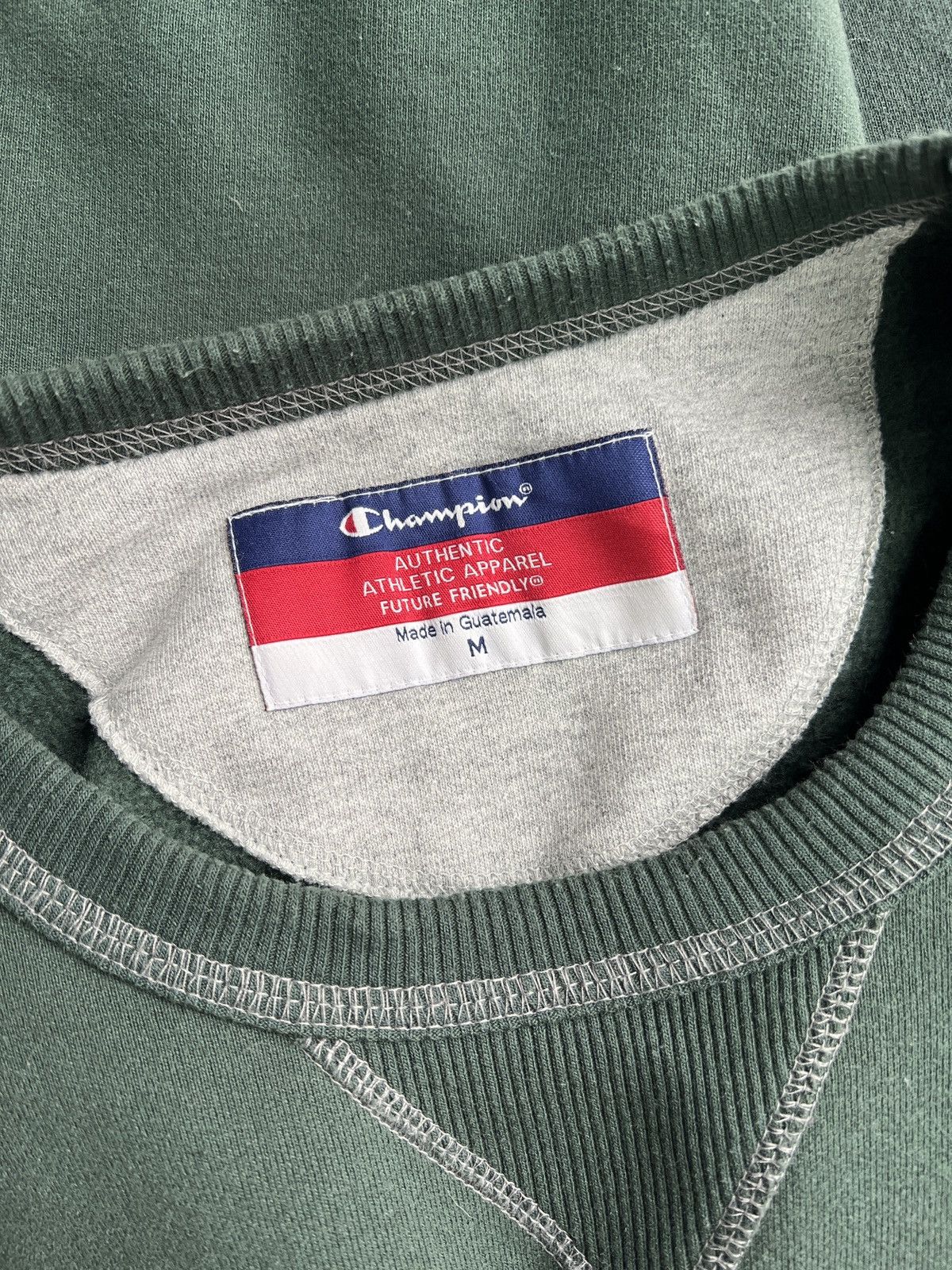 Champion Champion Green Sweatshirt Shamrocks Streetwear Style 90s Size US M / EU 48-50 / 2 - 11 Thumbnail