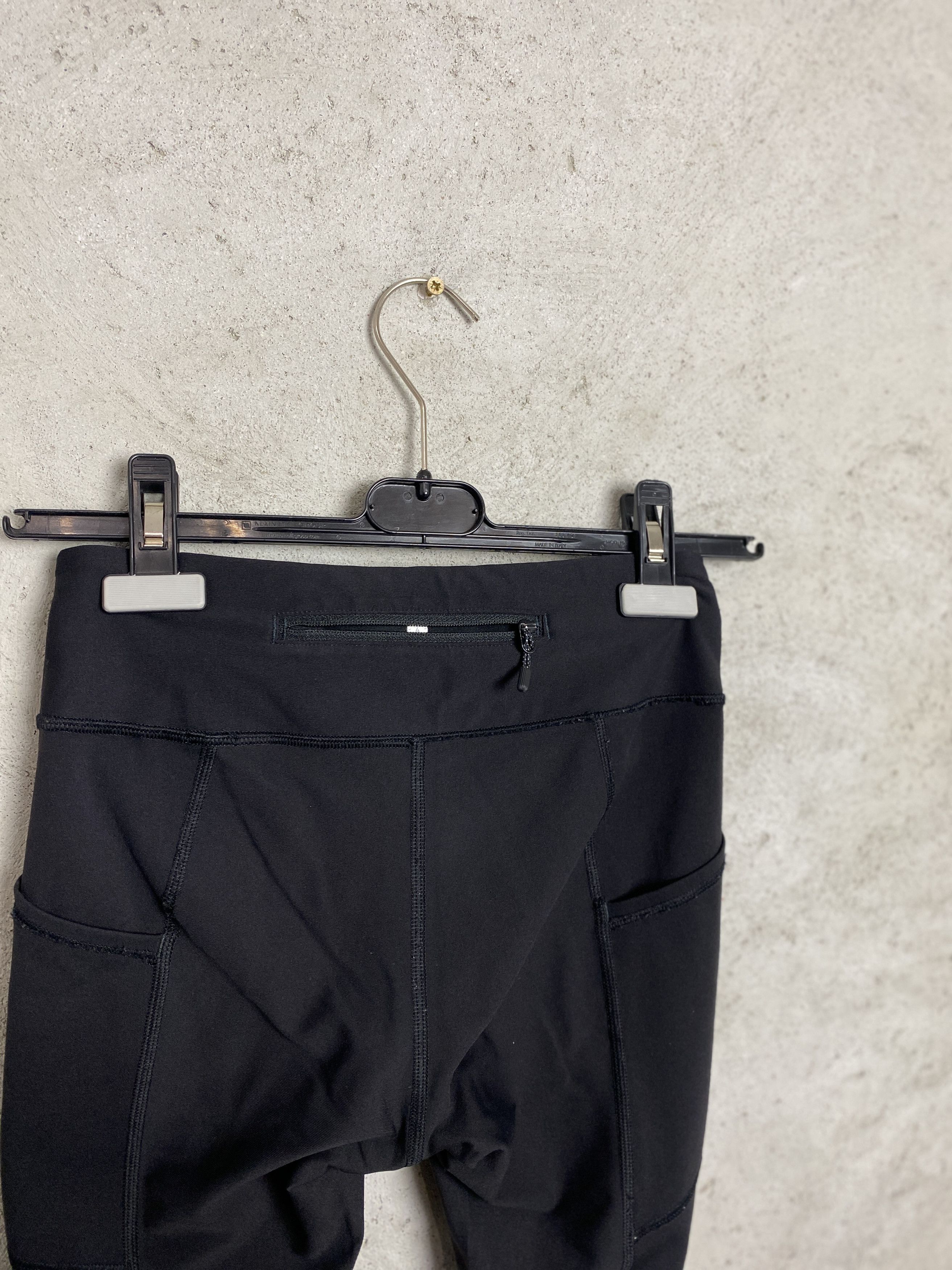 Lululemon Lululemon small logo leggings dots yoga pilates sport Size 27" / US 4 / IT 40 - 4 Thumbnail