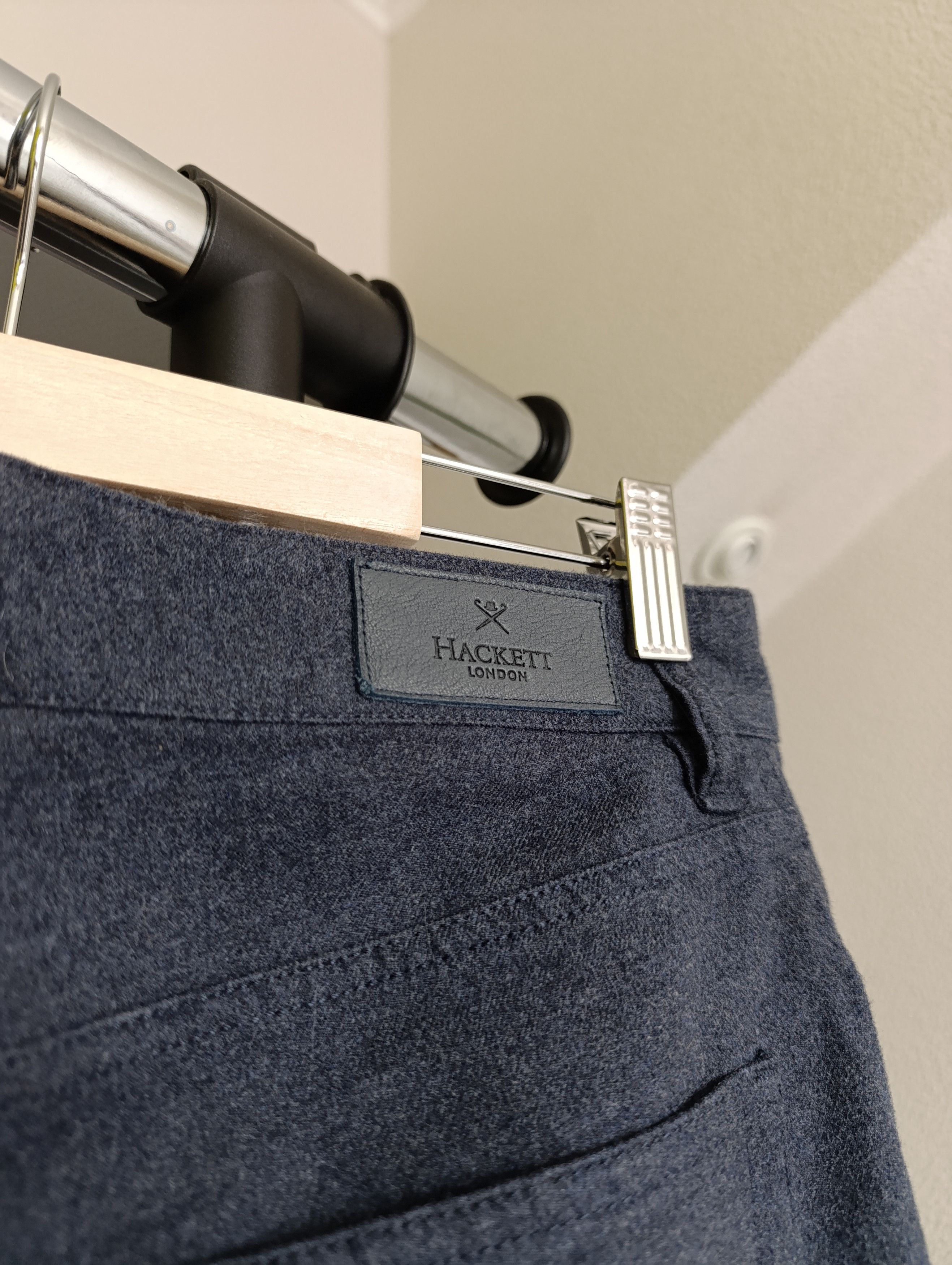 Designer × Hackett Hackett Flannel logo-patch straight-leg Trousers Size US 30 / EU 46 - 3 Thumbnail