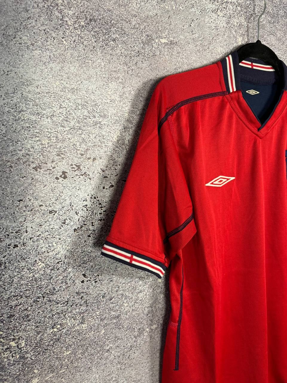 Umbro England National Team 2002 Umbro Soccer Jersey Size US M / EU 48-50 / 2 - 4 Thumbnail