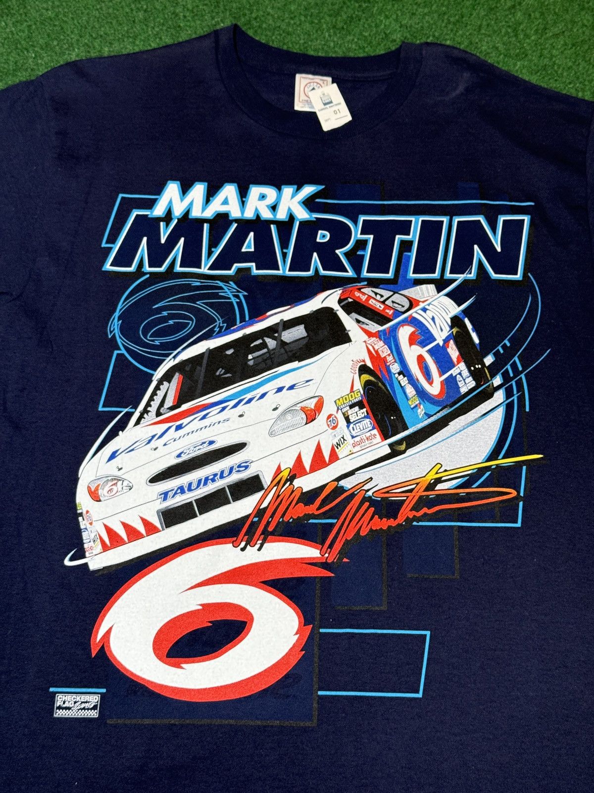 NASCAR × Vintage Vintage 90s Y2K Mark Martin Valvoline Racing Nascar T Shirt Size US L / EU 52-54 / 3 - 2 Thumbnail