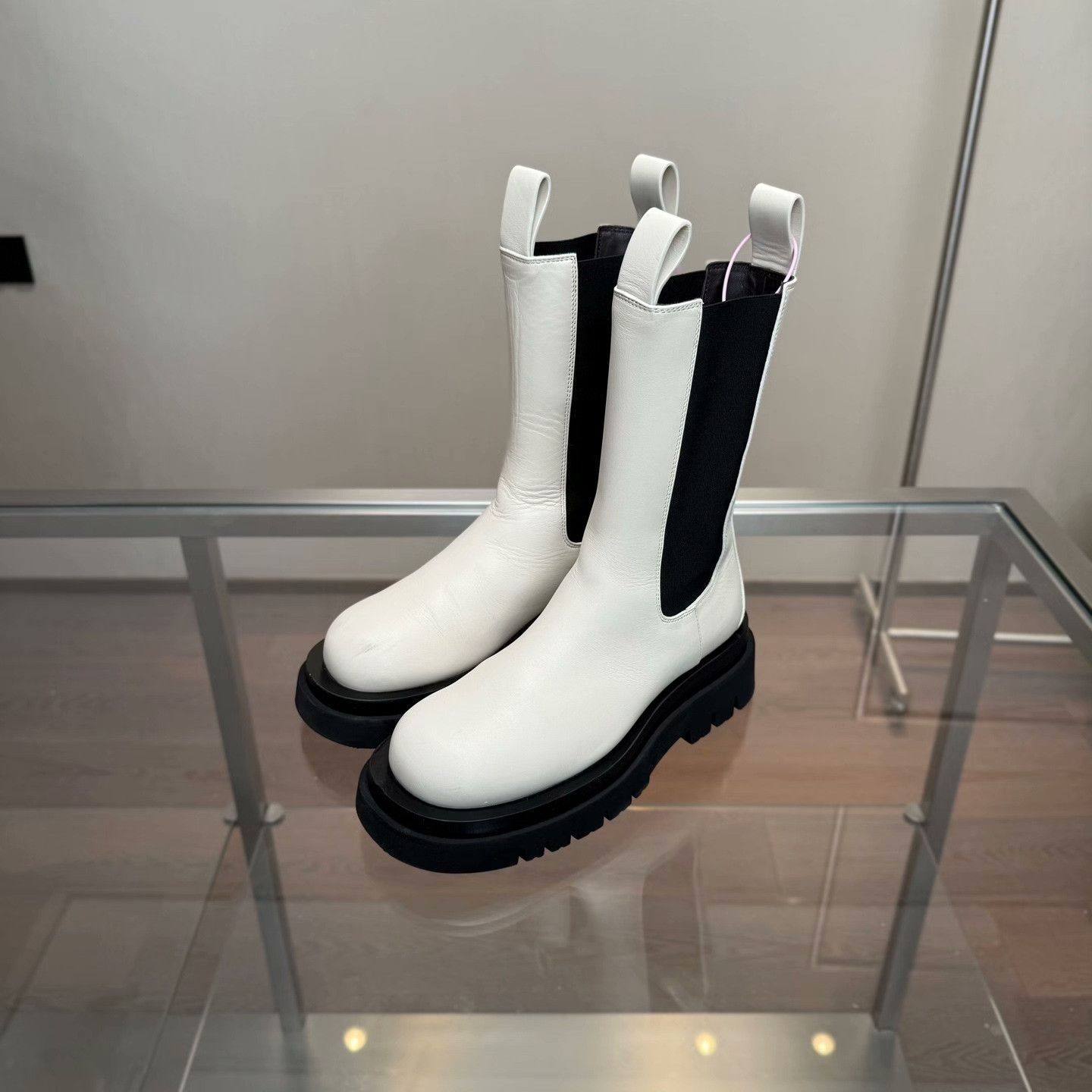 Bottega Veneta Bottega Veneta White Boots 36 Women Size US 6 / IT 36 - 1 Thumbnail