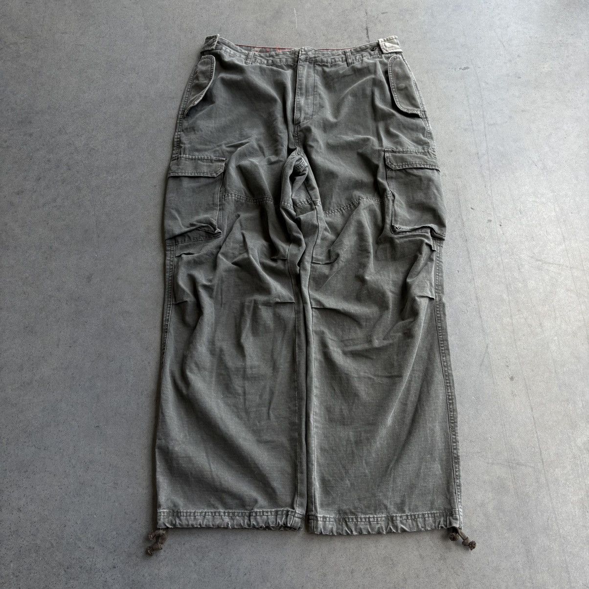 Mossimo Vintage mossimo military 36x30 cargo baggy skater pants jnco Size US 40 / EU 56 - 2 Thumbnail
