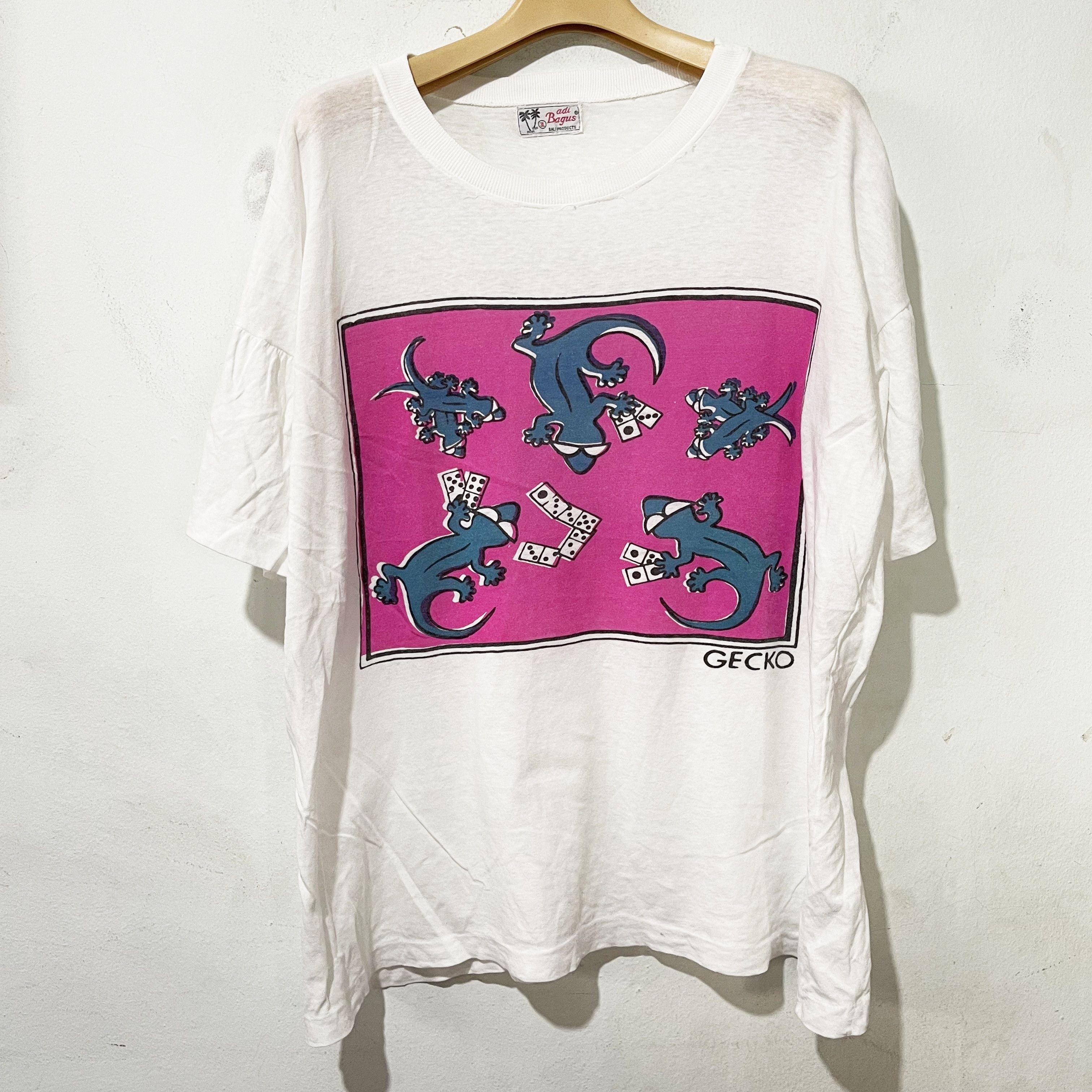 Vintage Vintage 1990s Gecko Domino T-Shirt Size US XL / EU 56 / 4 - 1 Thumbnail