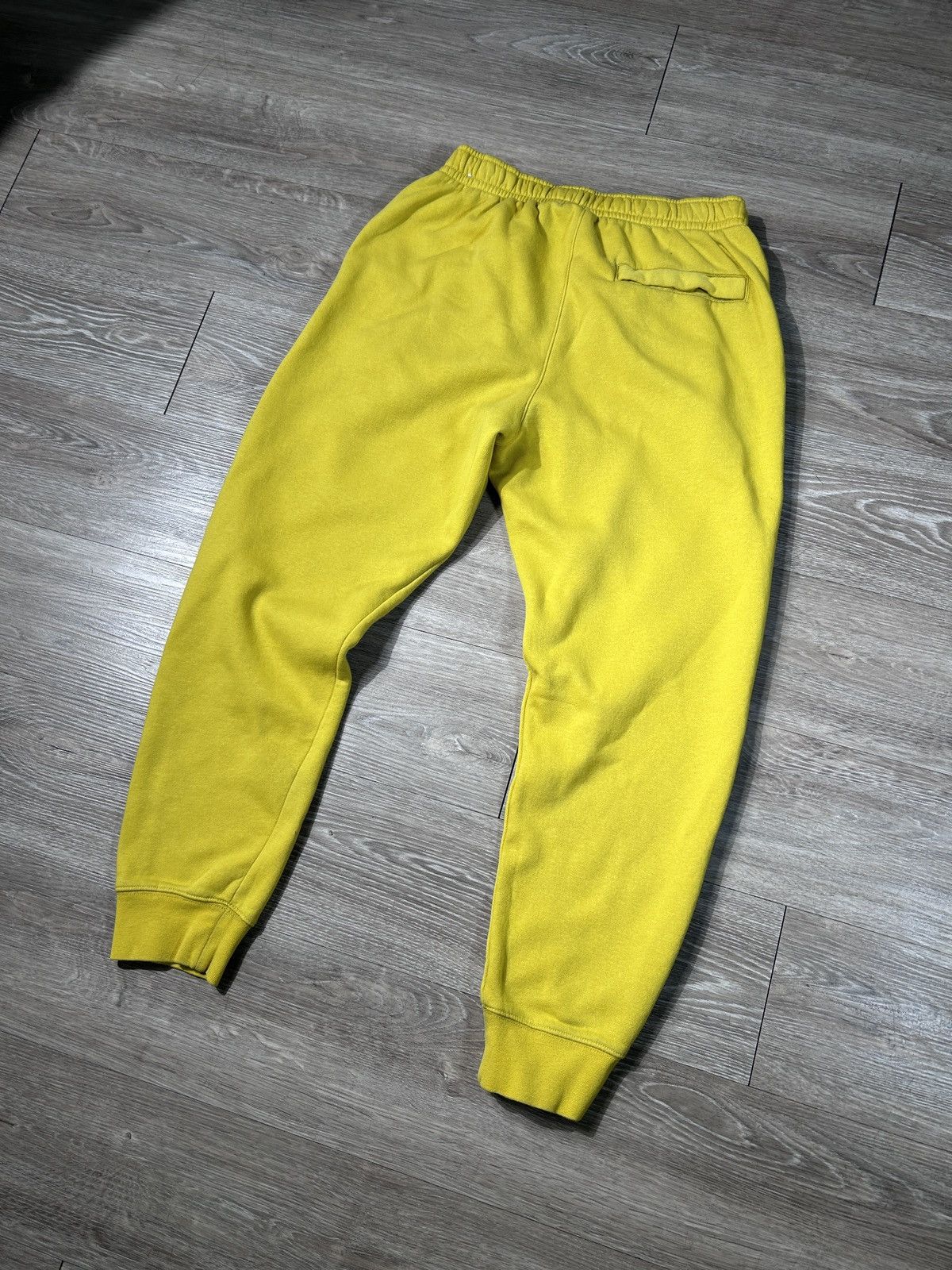 Nike Nike Yellow Fleece Track Pants Size US 32 / EU 48 - 8 Thumbnail