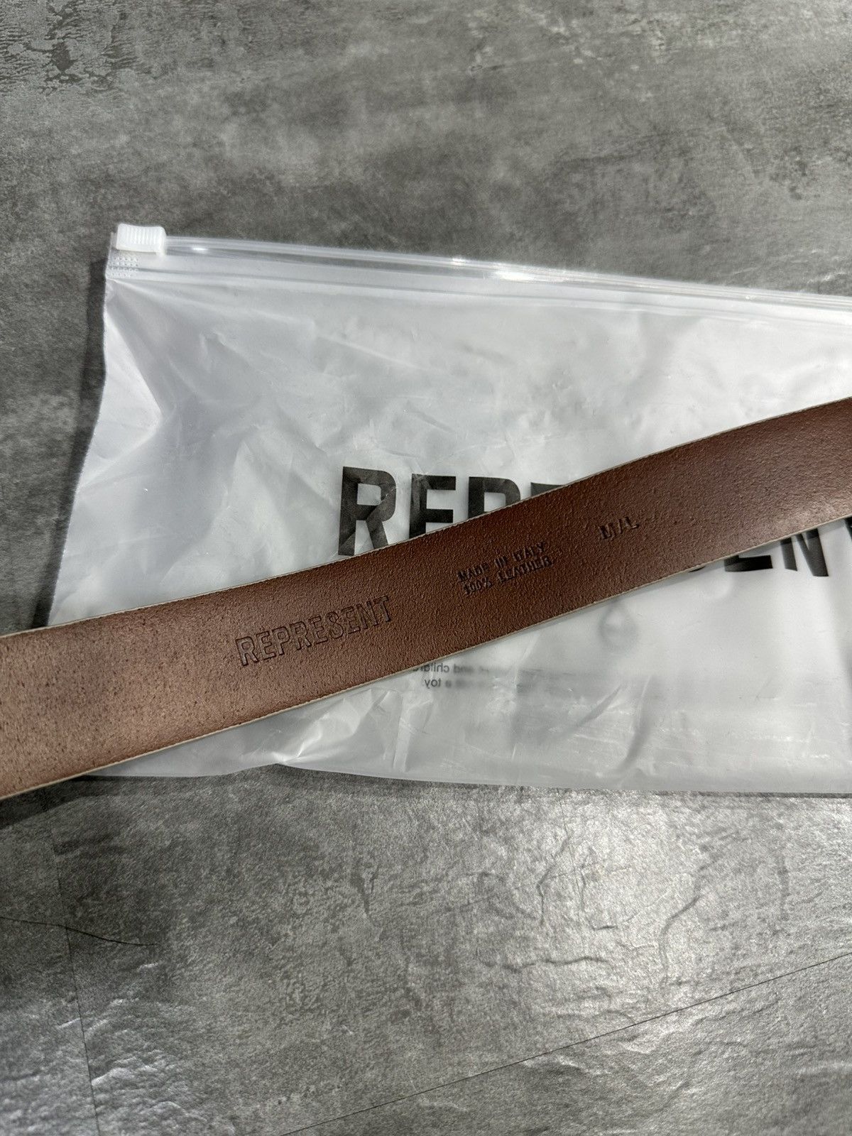 Represent Clo. Represent Initial Tumbled Leather Belt - Mushroom Size ONE SIZE - 3 Thumbnail