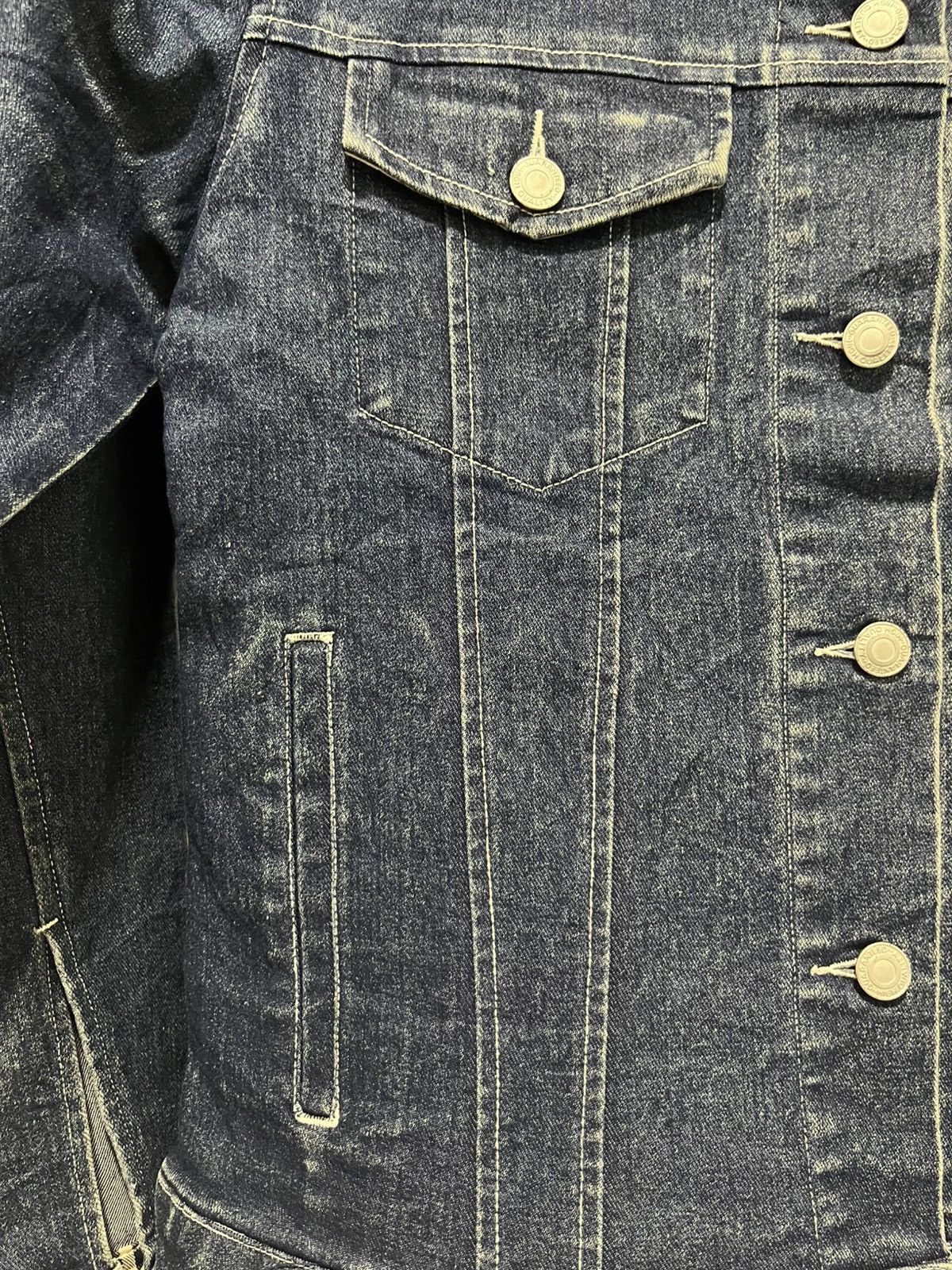 Burberry Burberry London Ladies Trucker Denim Jacket Size M / US 6-8 / IT 42-44 - 3 Thumbnail