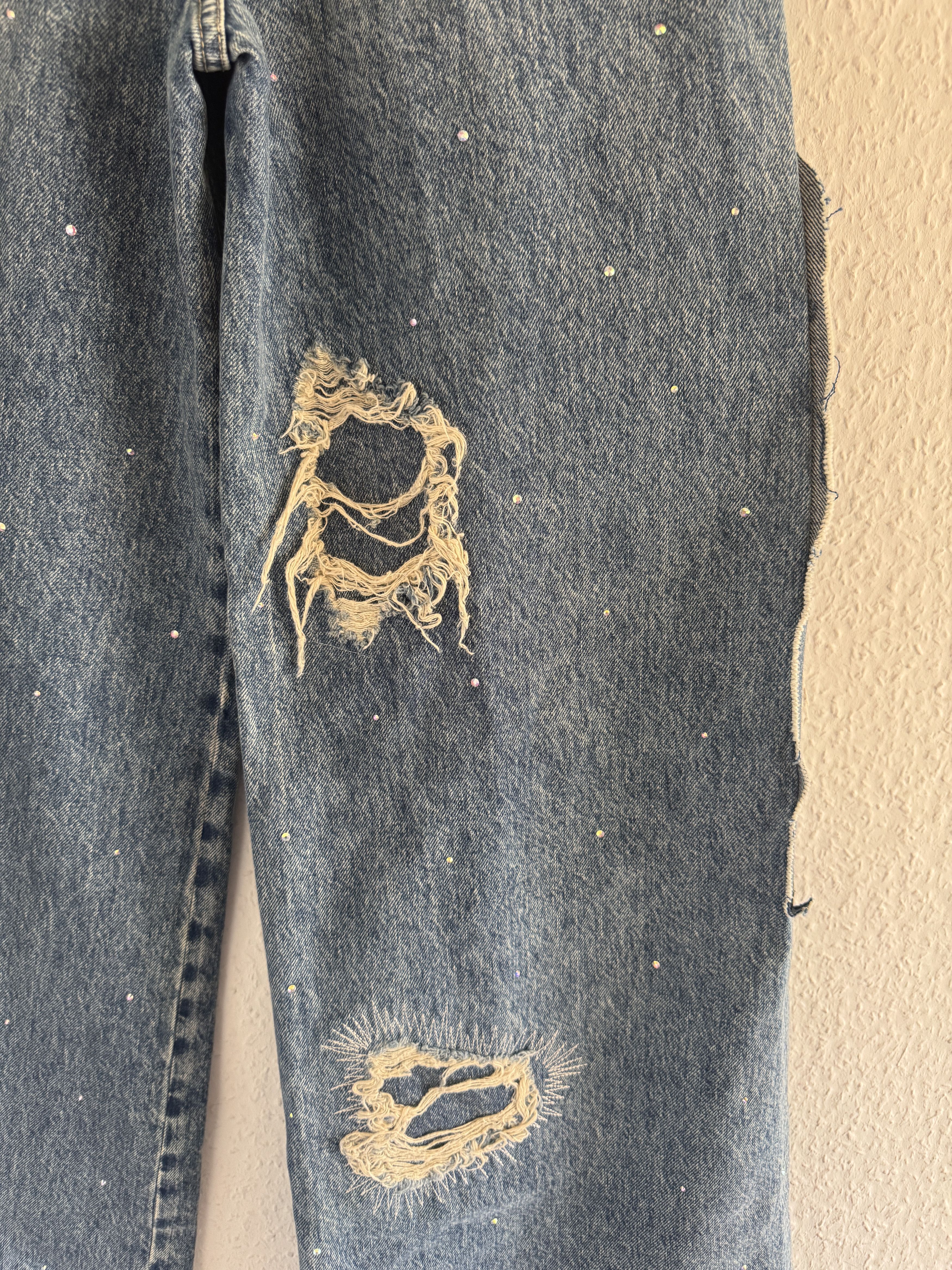 H&M × Jean-Michel Basquiat × Who Decides War Distressed rhinestone graphic jeans Size US 27 - 13 Thumbnail