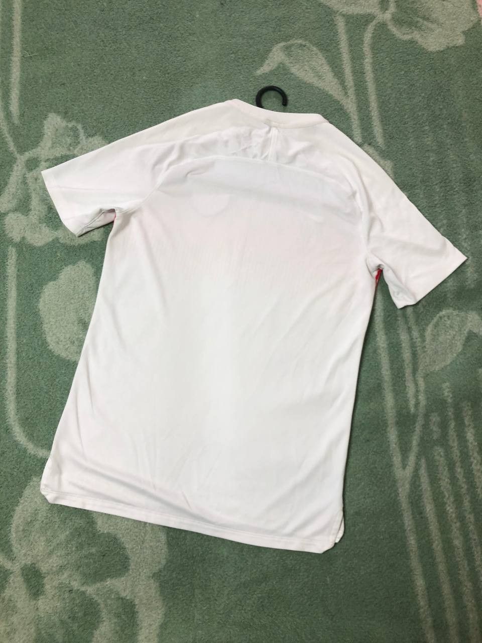 Nike Nike England Jersey Size US M / EU 48-50 / 2 - 13 Thumbnail