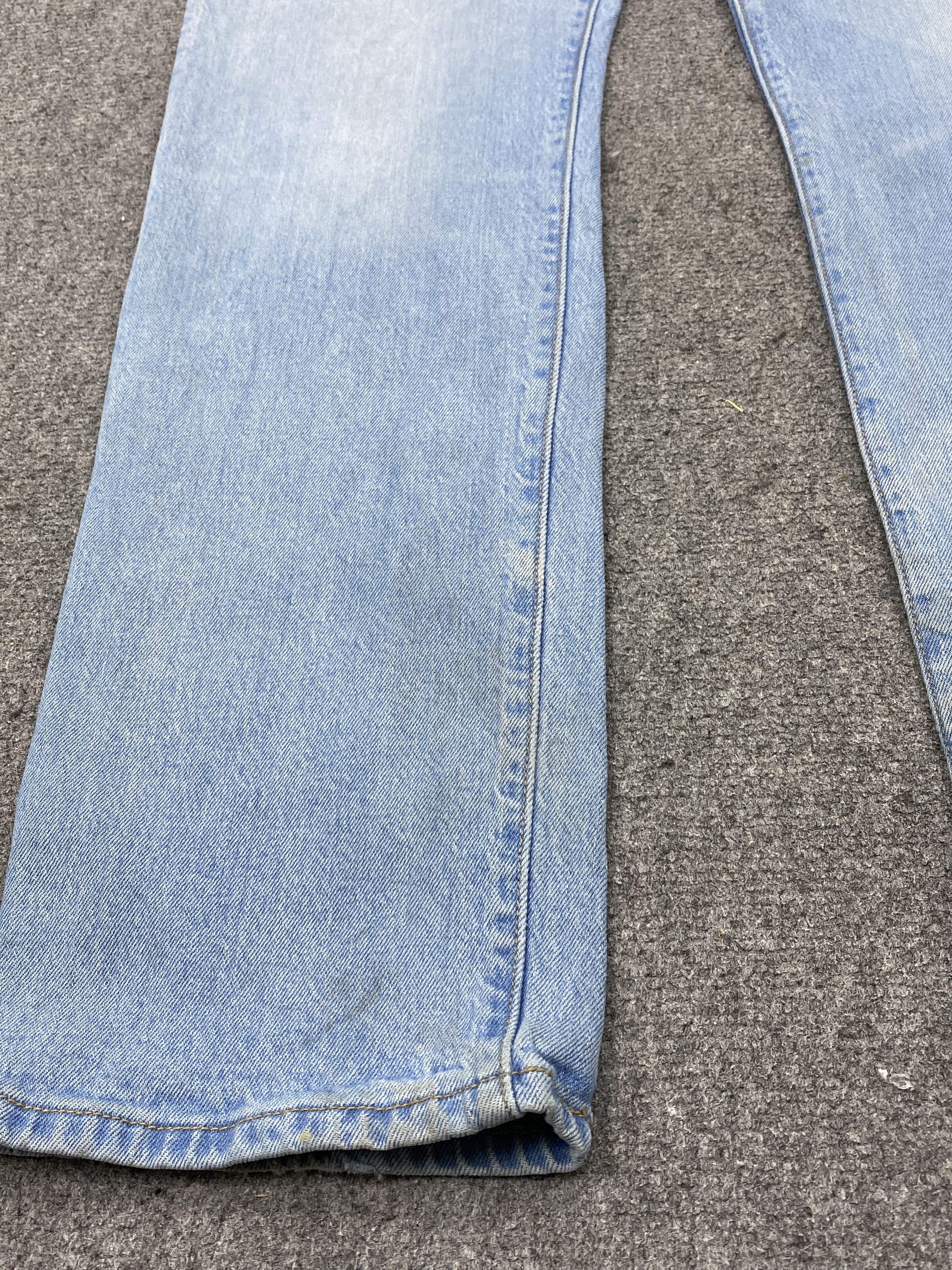 Levi's Vintage Levis 501 Light Wash Blue Jeans DP2755 Size US 32 / EU 48 - 15 Thumbnail