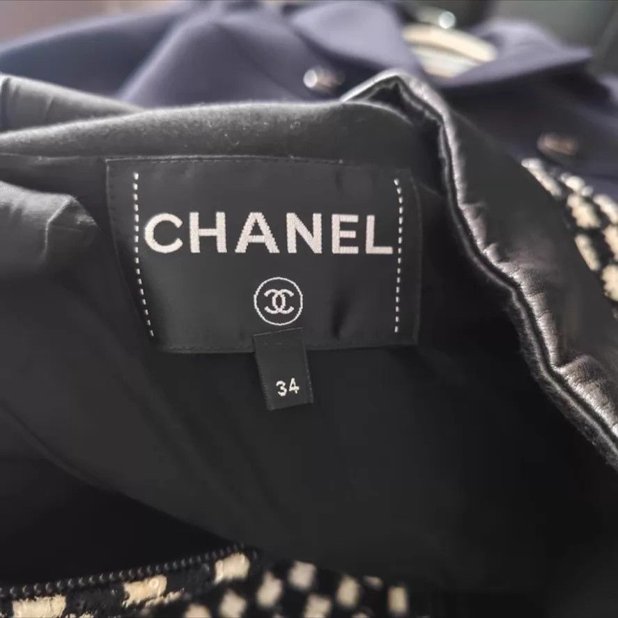 Chanel Chanel Women's Jacket Size XS / US 0-2 / IT 36-38 - 3 Thumbnail