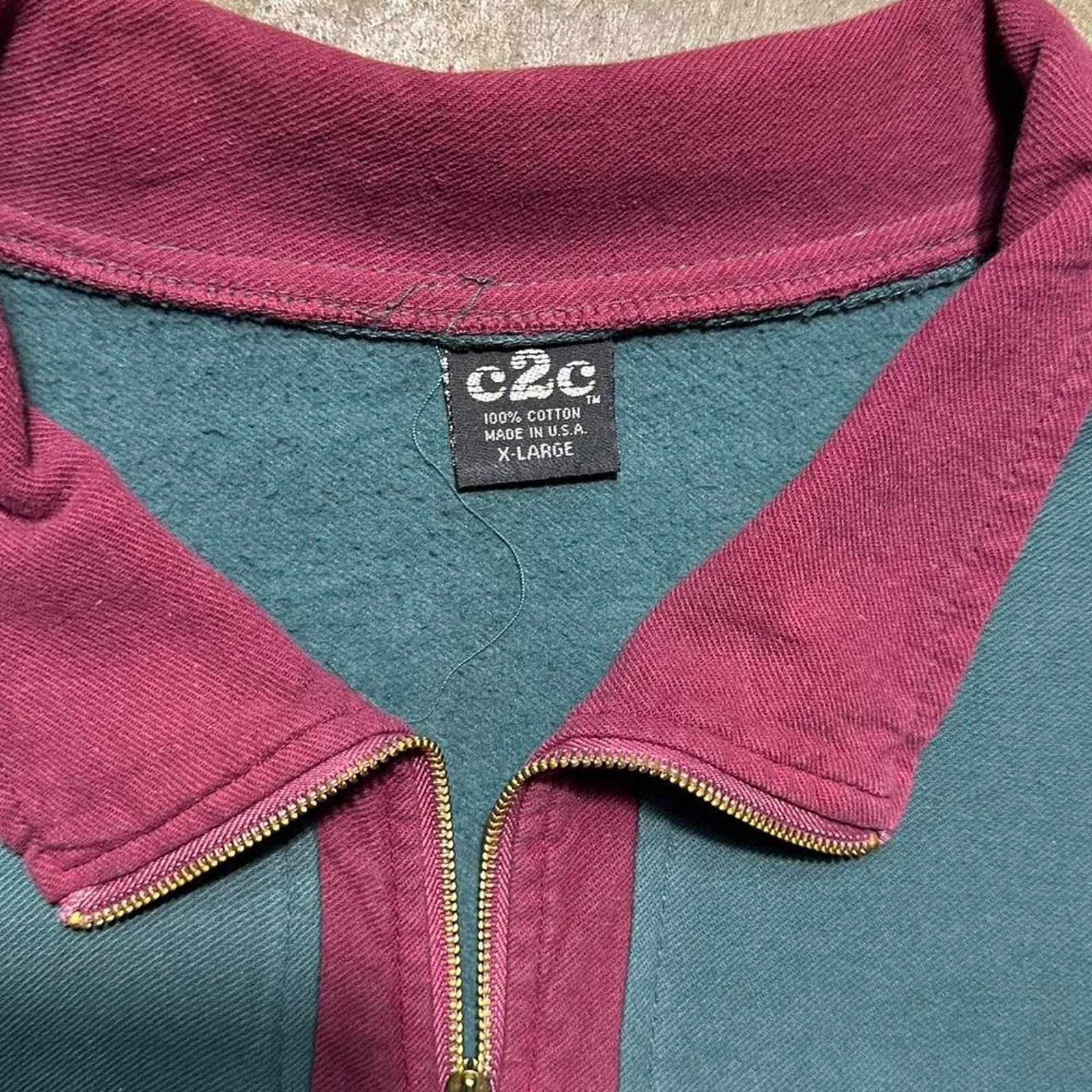 Gildan Vintage 90s Green and Purple Quarter Zip Sweatshirt USA Made Size US XL / EU 56 / 4 - 3 Thumbnail