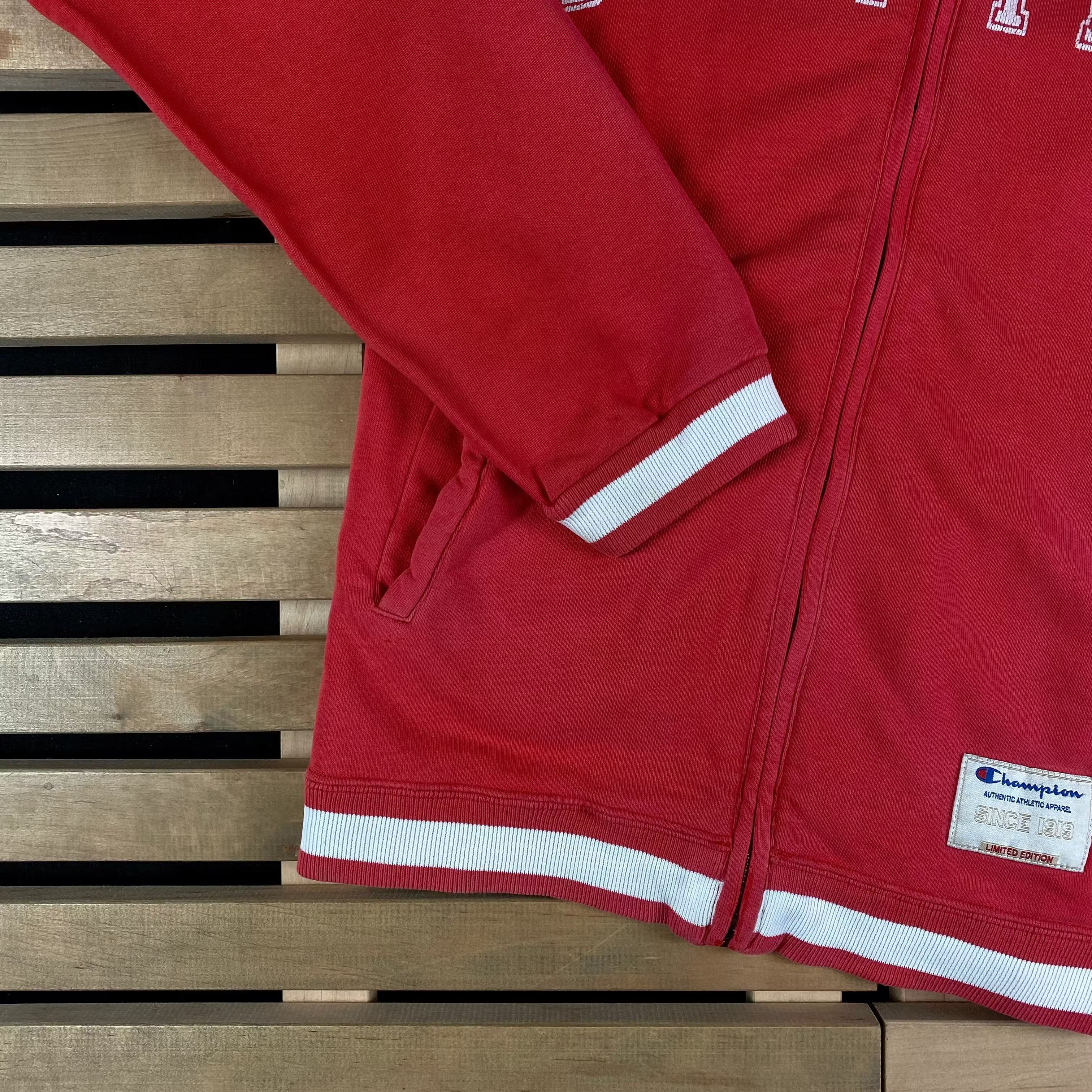 Champion × Vintage Mens Bomber Sweatshirt Champion Full Zip Vintage Size M Size US M / EU 48-50 / 2 - 3 Thumbnail