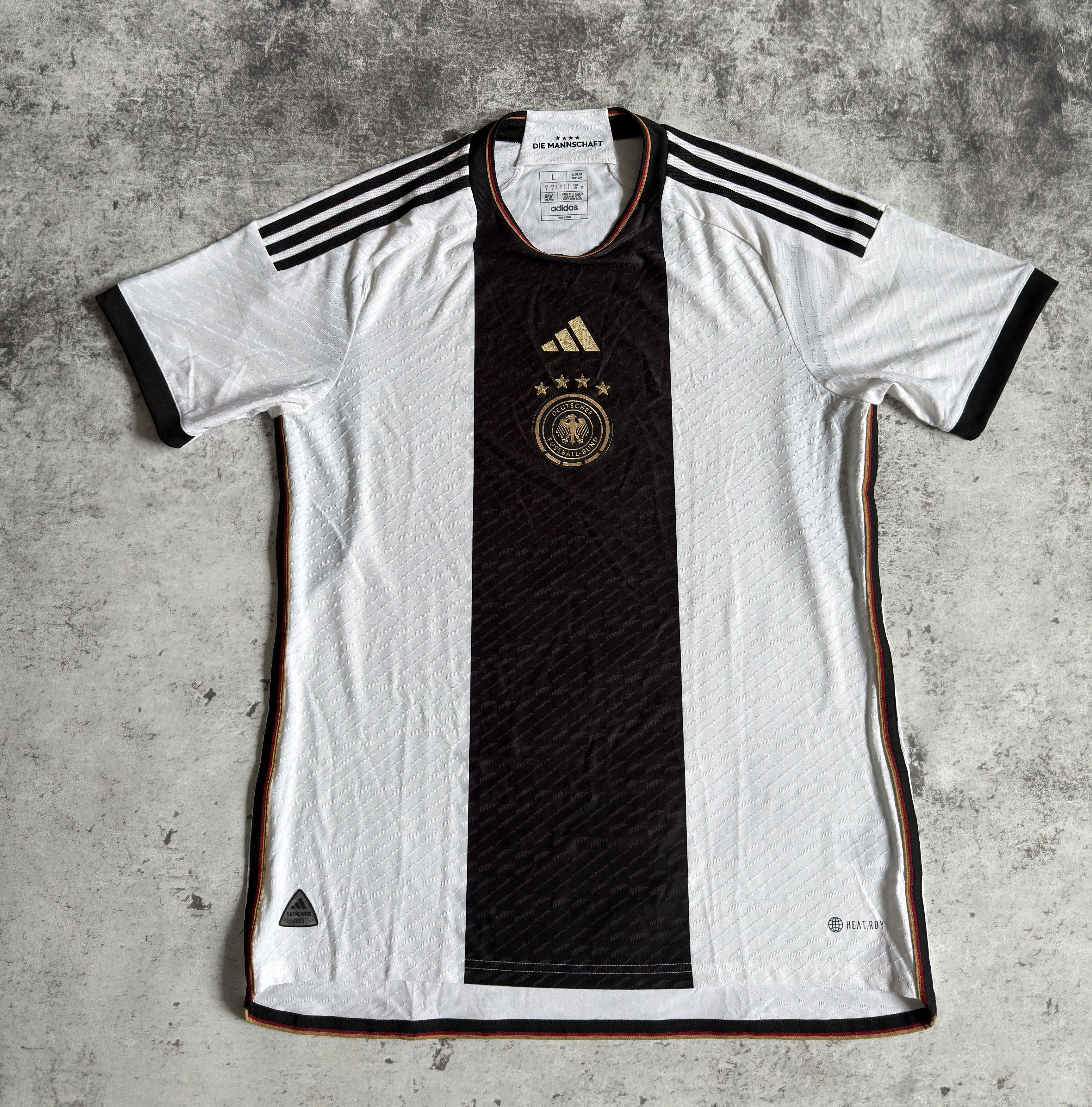 Adidas GERMANY 22/23 SHIRT JERSEY FOOTBALL HEAT.RDY ADIDAS SIZE L Size US L / EU 52-54 / 3 - 1 Thumbnail