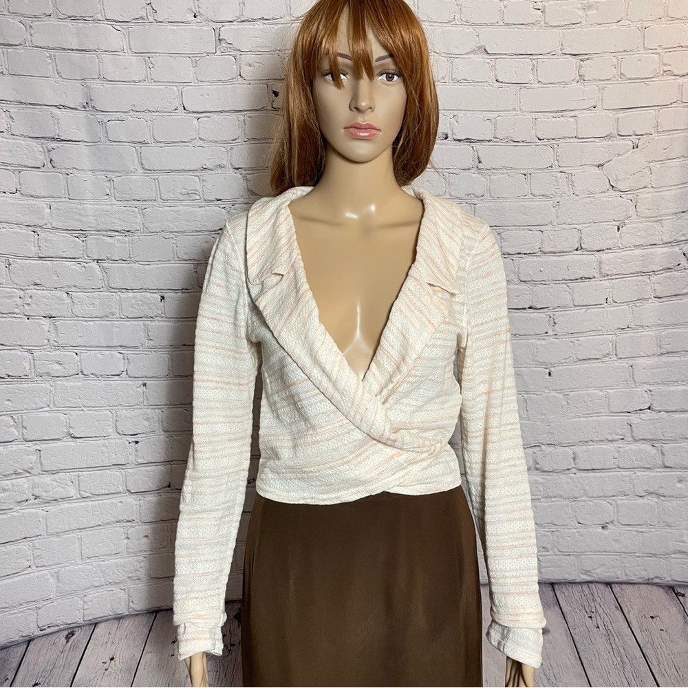 Free People New Free People Eloise Wrap Pink Long Sleeve Top Size M Size M / US 6-8 / IT 42-44 - 3 Thumbnail