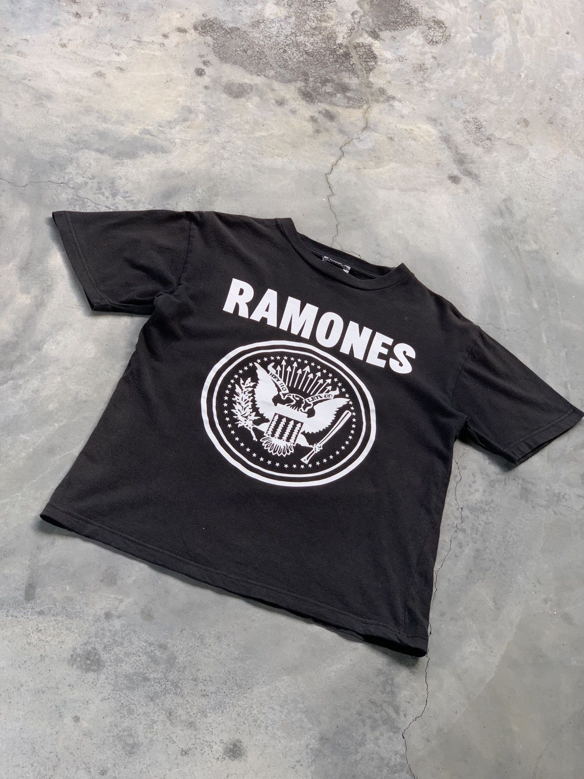 Hysteric Glamour Rare🔥Vintage 90s Hysteric Glamour Ramones Parody Tshirt Size US M / EU 48-50 / 2 - 1 Thumbnail
