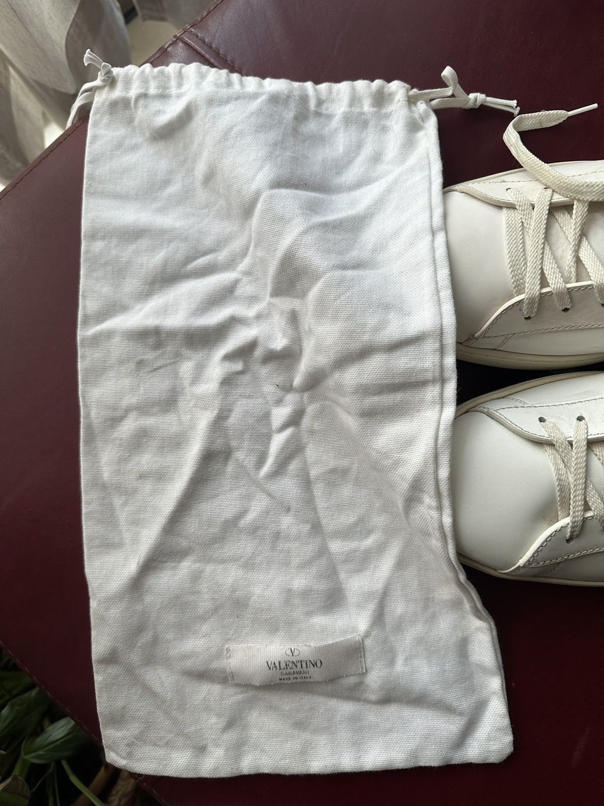 Valentino Valentino Rockstud leather sneakers Size US 11 / EU 44 - 4 Thumbnail