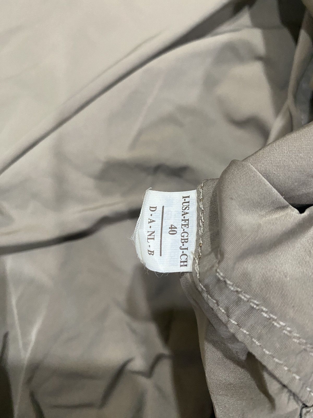 Brunello Cucinelli BRUNELLO CUCINELLI SLEEVE LESS WITH HOODIES PONCHO STYLE Size US M / EU 48-50 / 2 - 7 Thumbnail