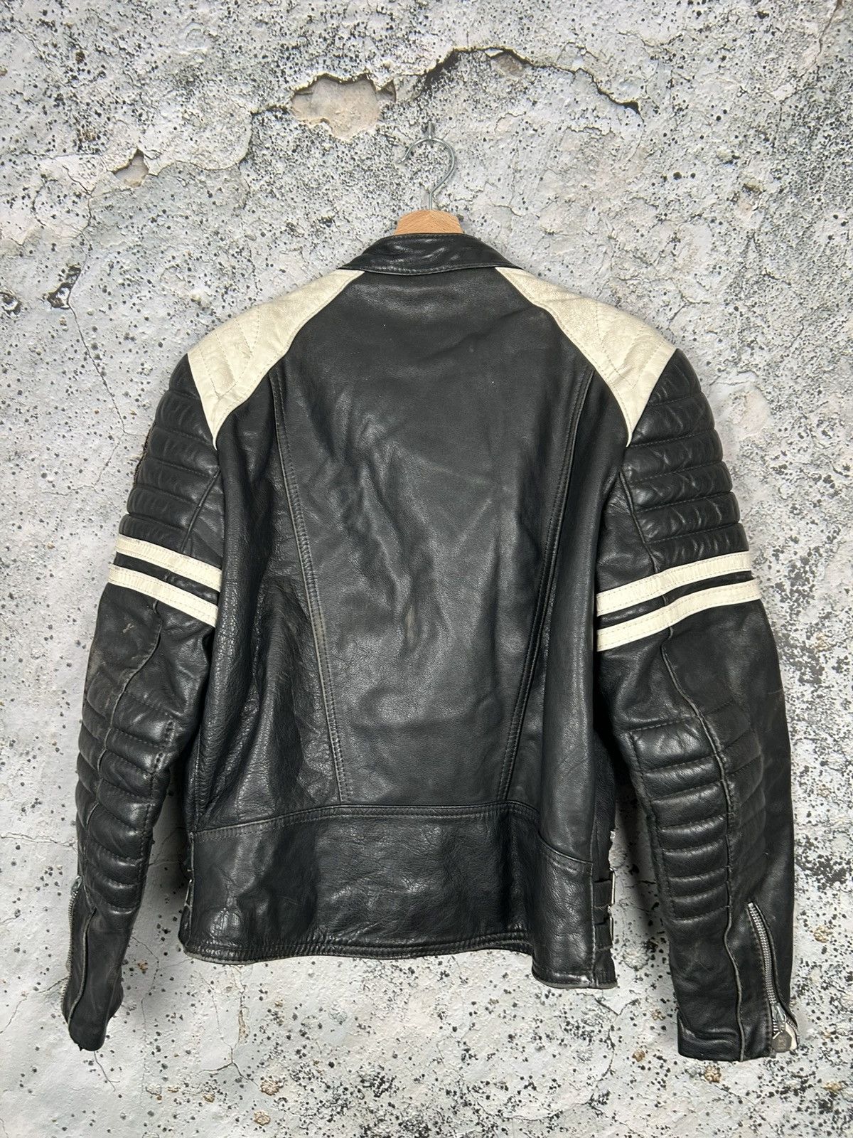 Genuine Leather Vintage Moto Cuir Genuine Leather Racing Jacket Avant Garde Size US S / EU 44-46 / 1 - 7 Thumbnail