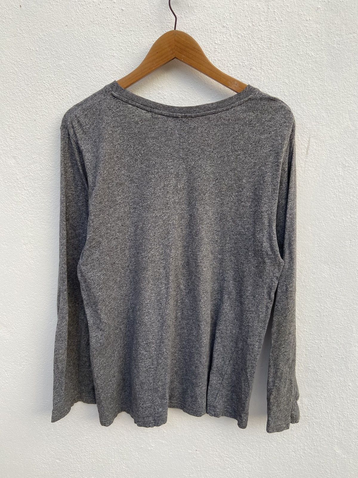 Undercover × Uniqlo 🔥 Uniqlo X Undercover long sleeve minimalist Size US L / EU 52-54 / 3 - 3 Thumbnail