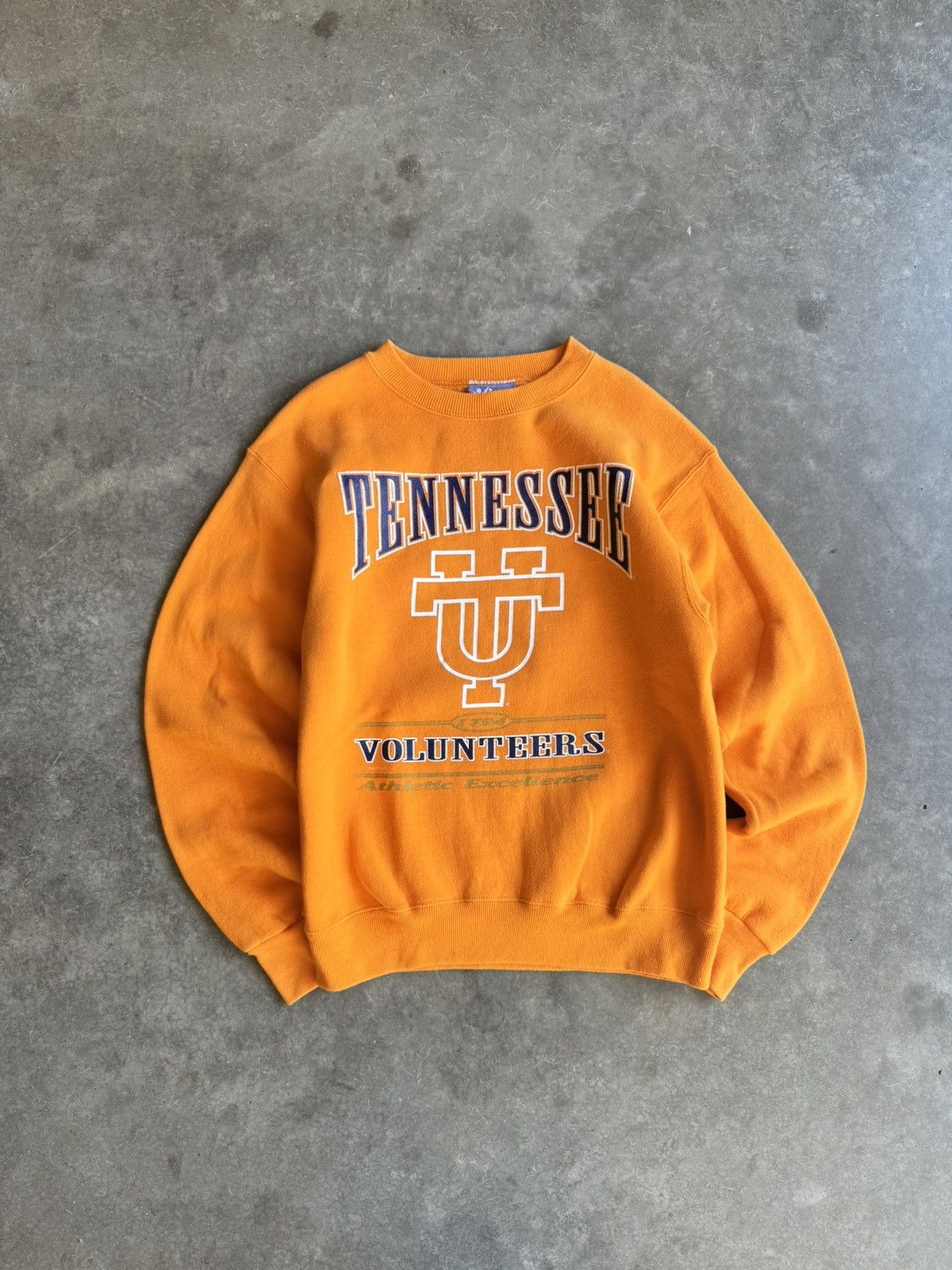 Nutmeg 90s Tennessee Volunteers Spelled Out Nutmeg Crewneck Size US L / EU 52-54 / 3 - 1 Thumbnail