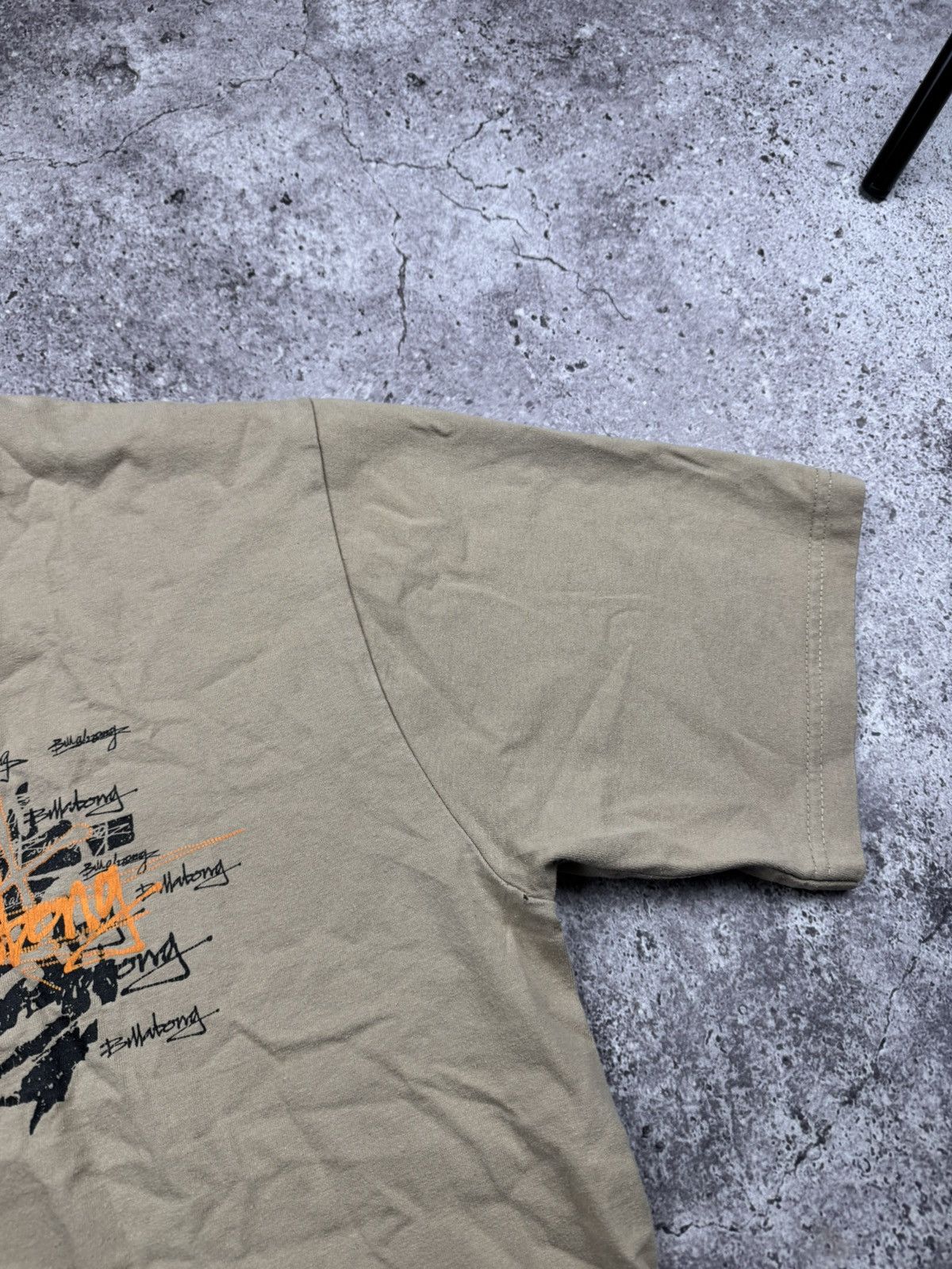Billabong 🔥 Rare Billabong Y2K Affliction Crazy Distress T Shirt Japan Size US L / EU 52-54 / 3 - 4 Thumbnail