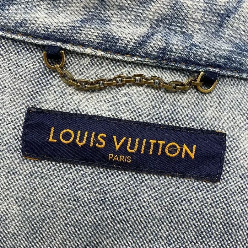 Louis Vuitton Louis Vuitton Light blue denim jacket Size US L / EU 52-54 / 3 - 6 Thumbnail