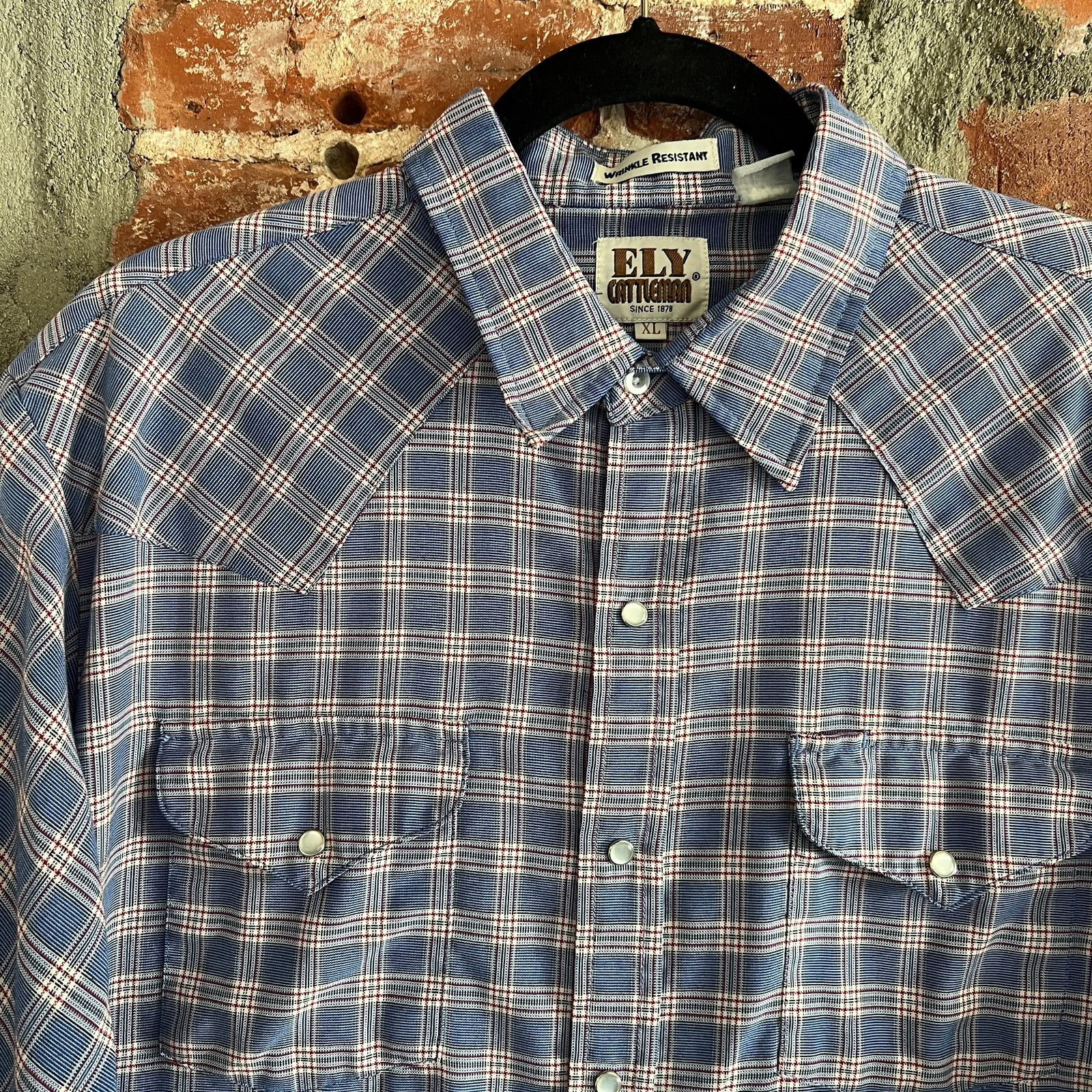 Vintage Ely Cattlemqn Men's Blue Plaid Pearl Snap Shirt XL 25x31 Size US XL / EU 56 / 4 - 1 Thumbnail