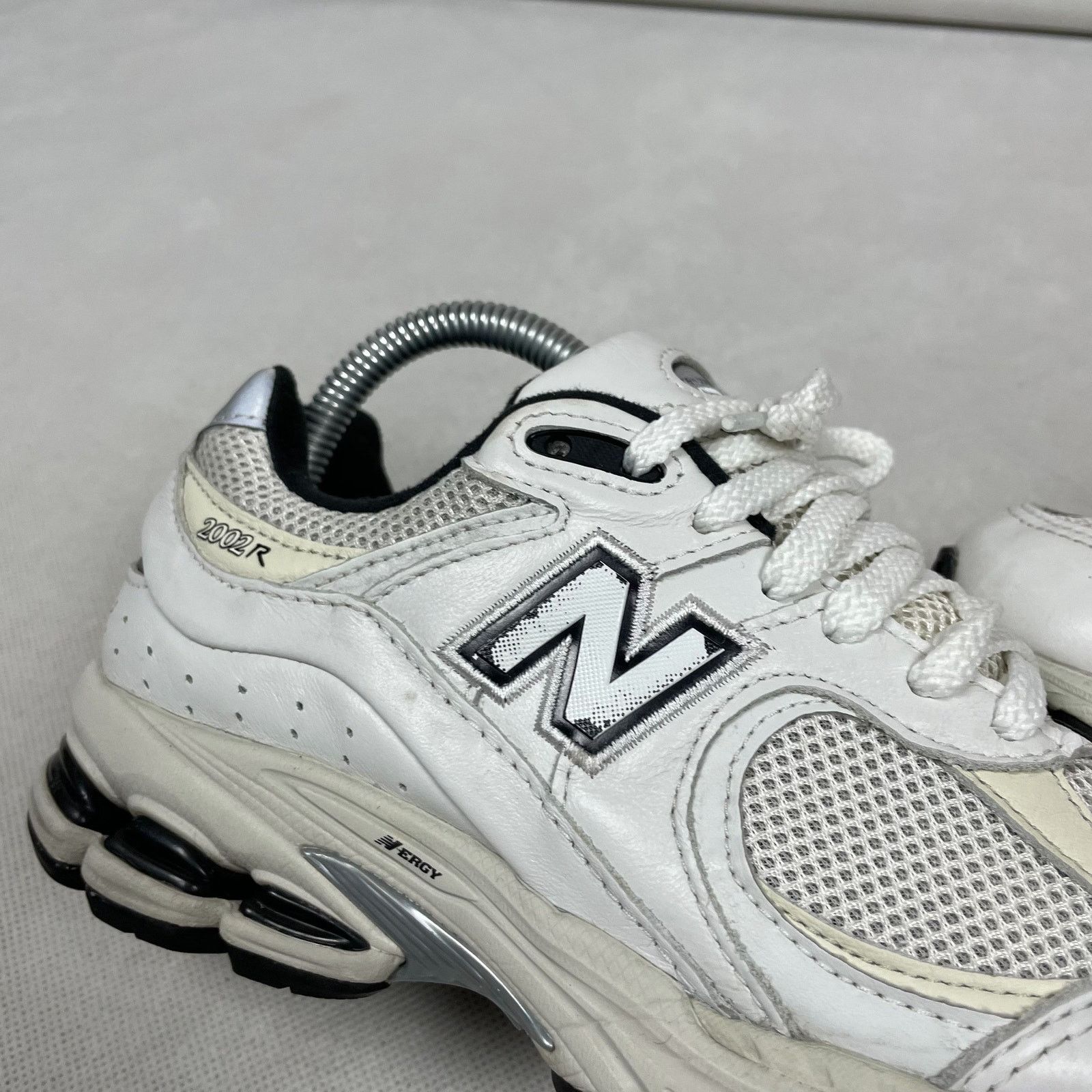 New Balance New Balance 2002R ML2002RQ Mens Atlas Lemon Haze Sneaker 5.5 Size US 5.5 / EU 38 - 4 Thumbnail