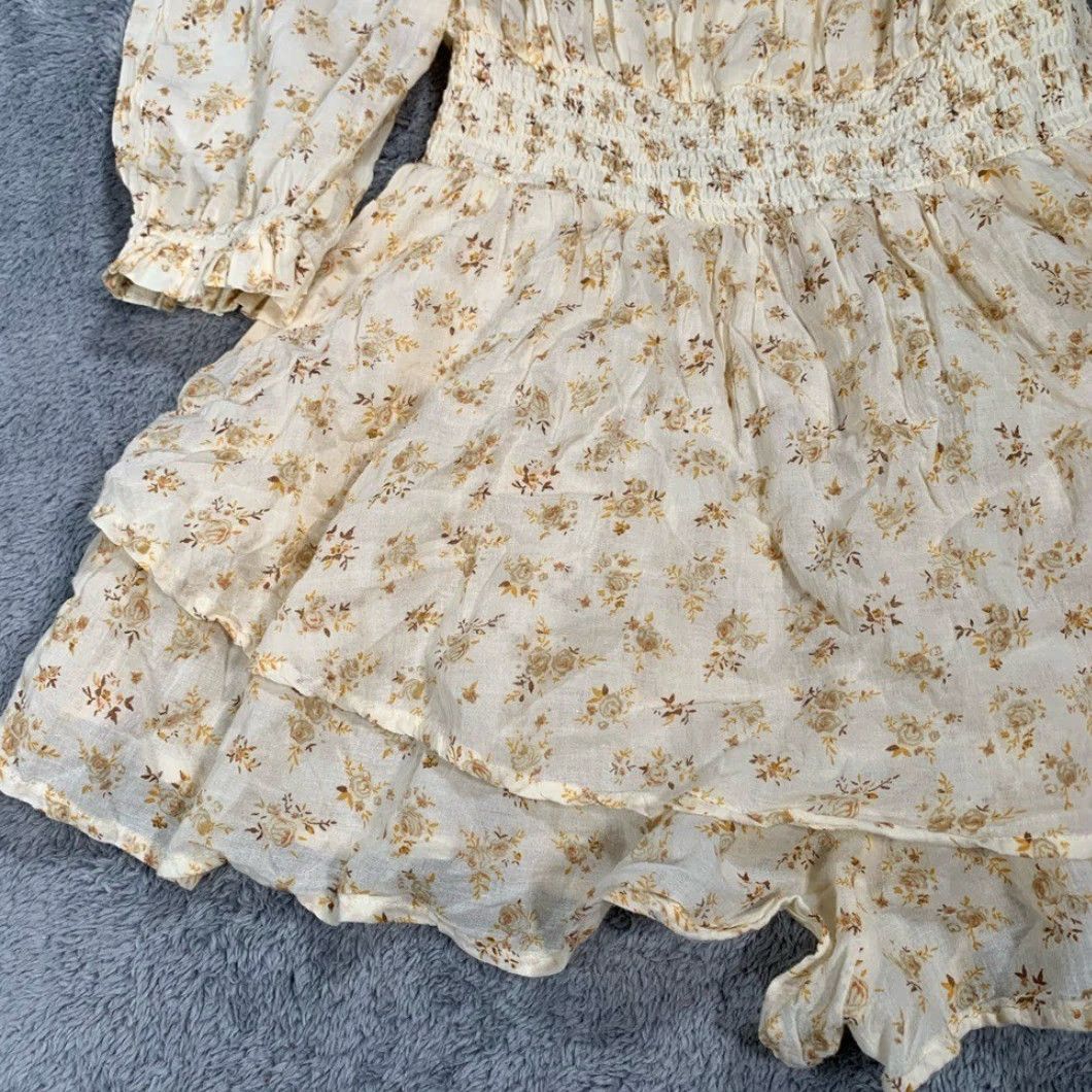 American Eagle Outfitters American Eagle Outfitters Cream floral romper XS Women One-Piece Jumpsuit XS Cream Floral Size 26" / US 2 / IT 38 - 2 Thumbnail