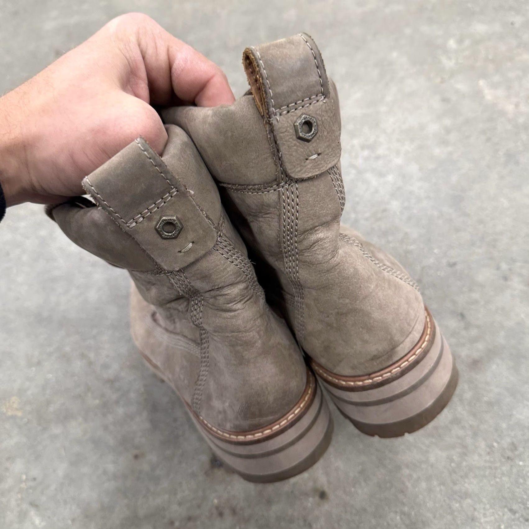 Timberland Timberland Courmayeur Valley 6-Inch Boots Women 10 Beige Nubuck Leather Lace-Up Rubber Sole Leather Upper Outdoor Combat Winter Casual Womens Size US 8 / IT 38 - 6 Thumbnail