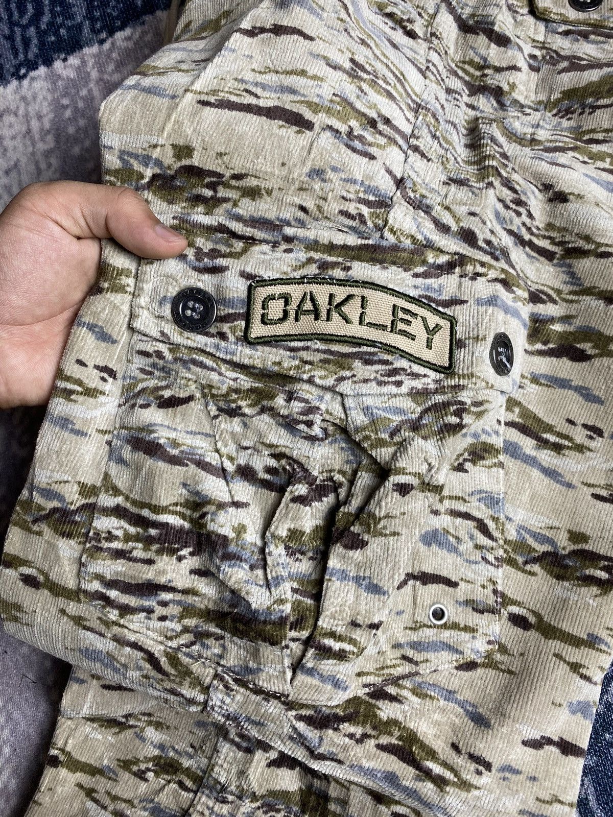 Oakley Oakley camo tactical multipocket bondage corduroy cargo pant Size US 34 / EU 50 - 6 Thumbnail