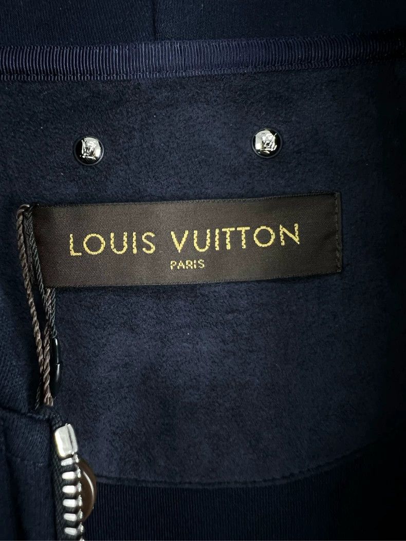 Louis Vuitton Louis Vuitton size 4l Metal small LOGO zipper jacket Size US M / EU 48-50 / 2 - 5 Thumbnail