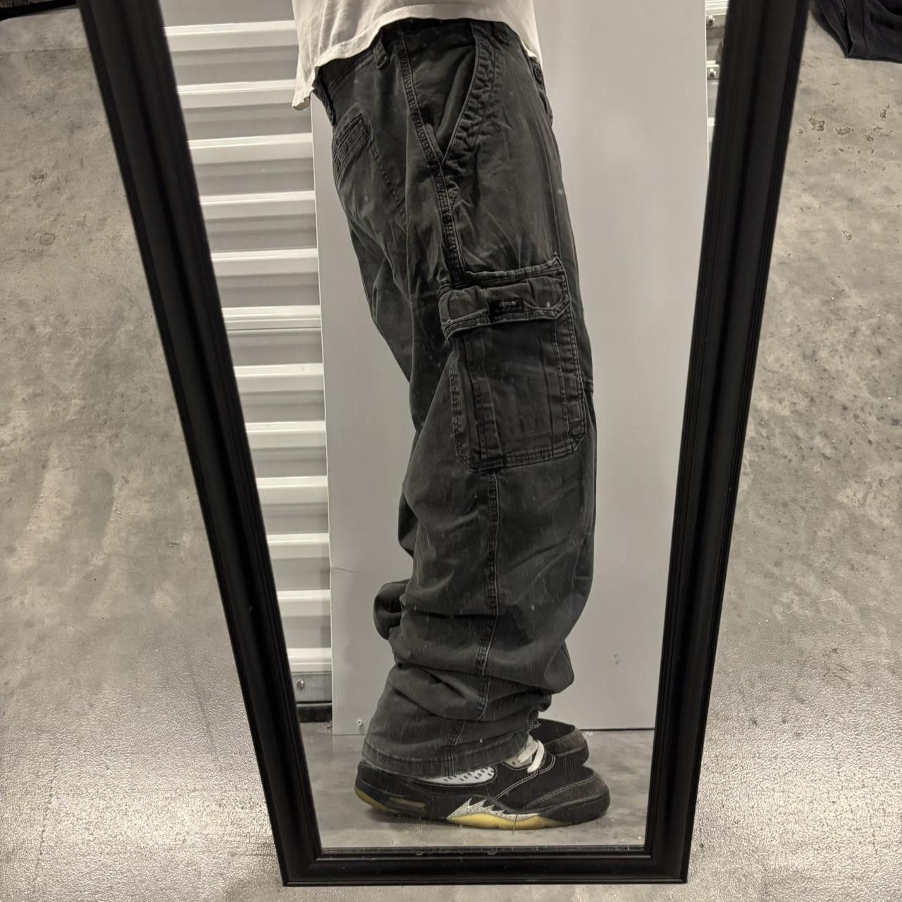 Japanese Brand × Vintage Crazy Vintage Y2K/2000s Grunge Faded Black Skater Cargo Pants! Size US 38 / EU 54 - 2 Thumbnail