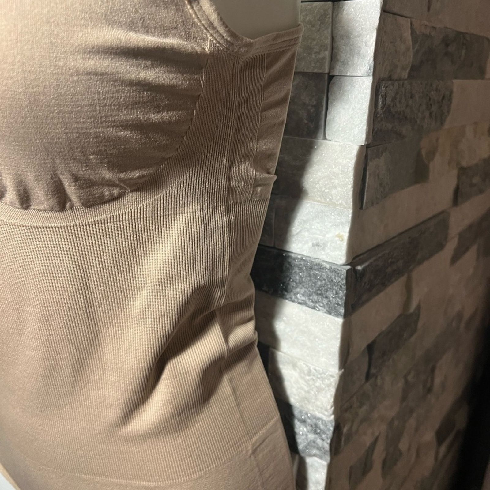 & Other Stories NWT Women’s Slimming Bodysuit Shapewear | Size L Size ONE SIZE - 7 Thumbnail