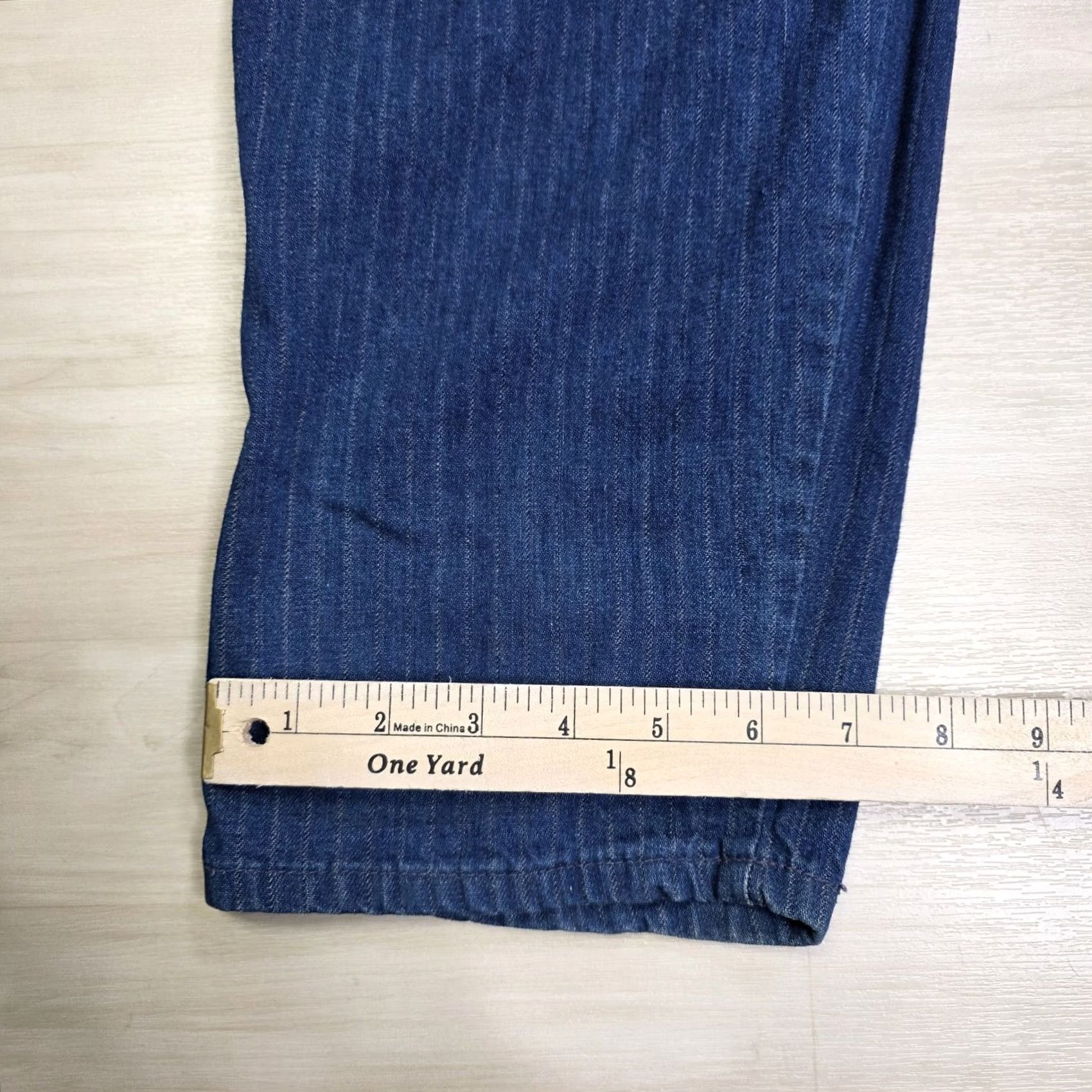 Lee VINTAGE Lee Jeans Blue Pinstripe High Rise Straight Leg Denim 25 x 30 Womens 90s Straight Jeans Size 42" / US 20 - 7 Thumbnail