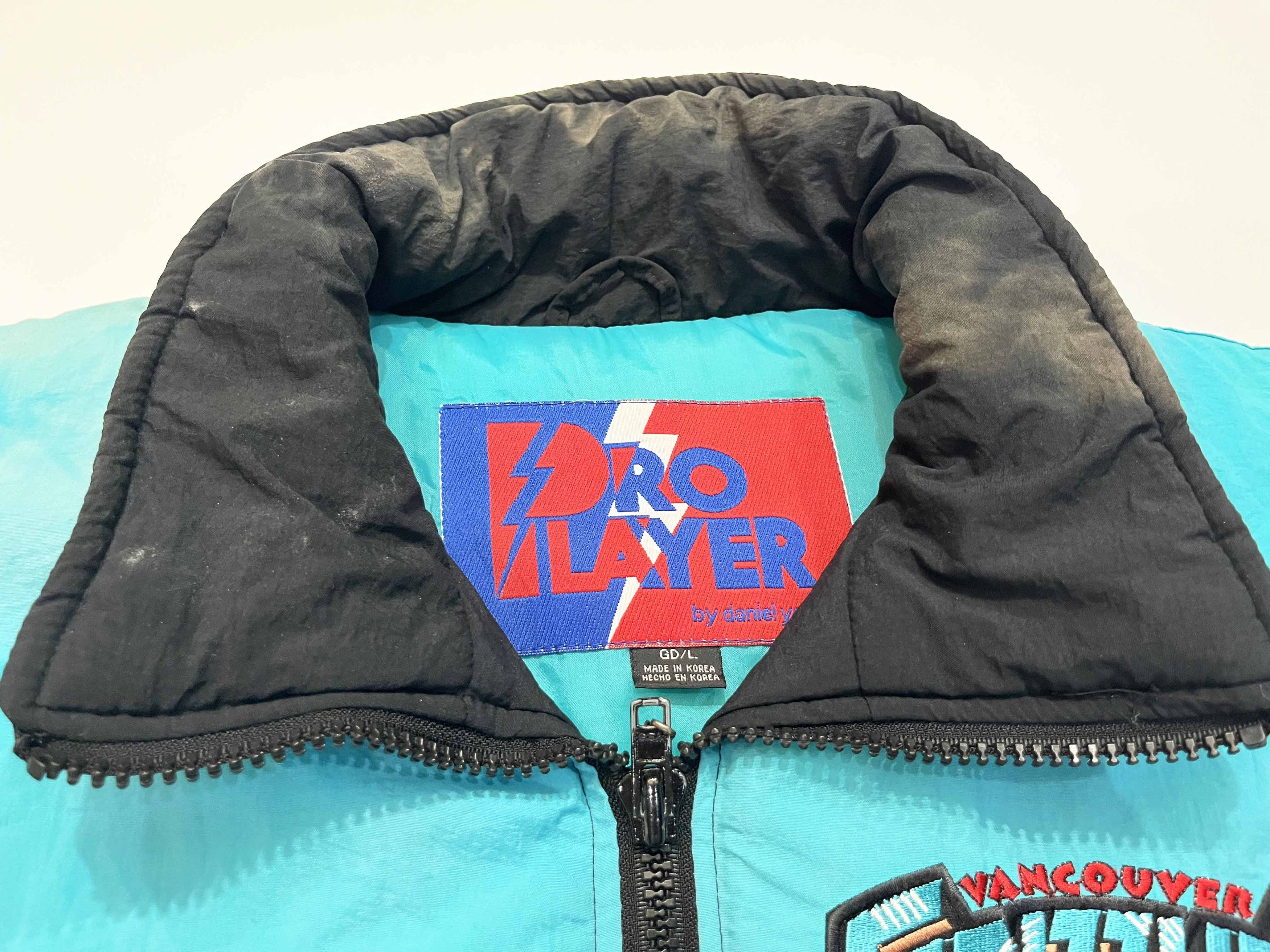 Pro Player Vintage Pro Player Vancouver Grizzlies NBA Puffer Jacket Size US L / EU 52-54 / 3 - 4 Thumbnail