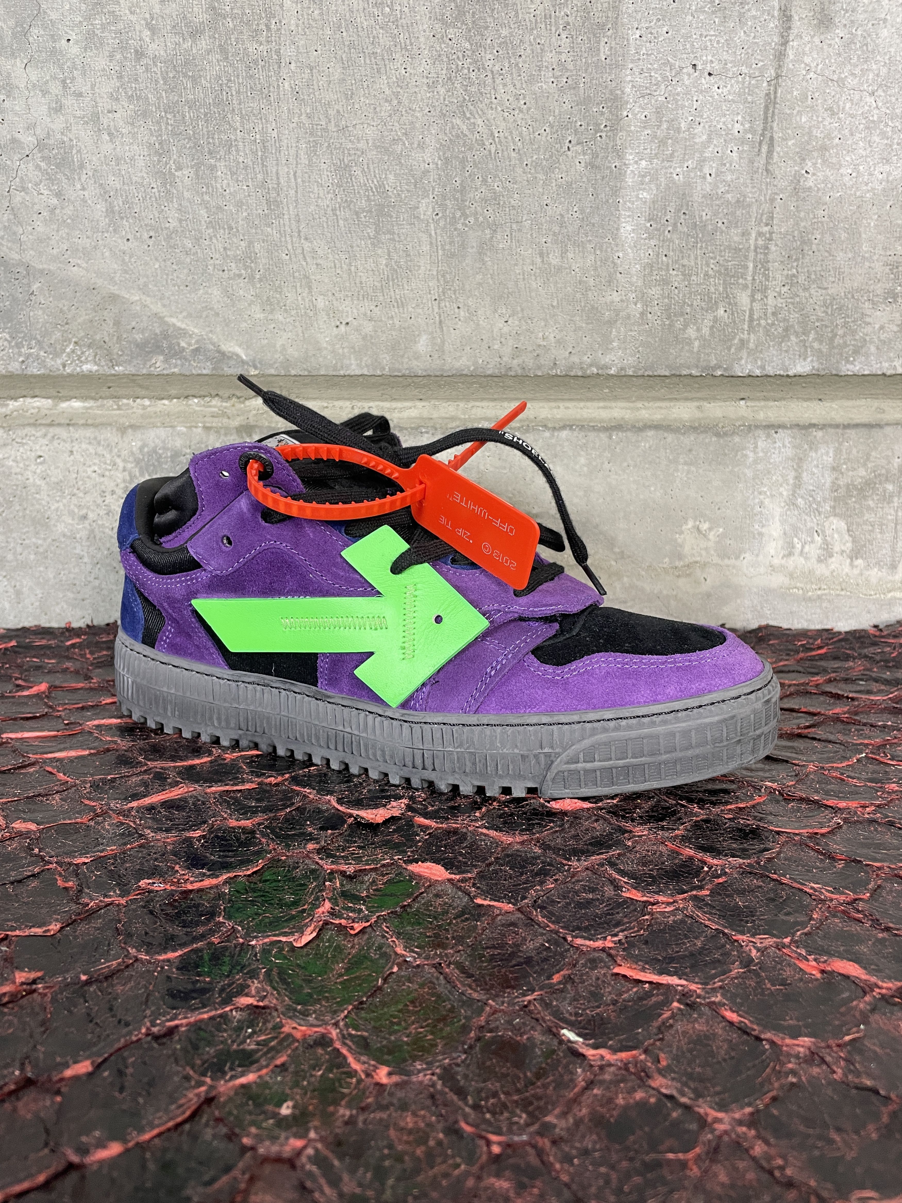 Off-White Off-White Off-Court Low Sneakers PURPLE Size US 7 / EU 40 - 6 Thumbnail