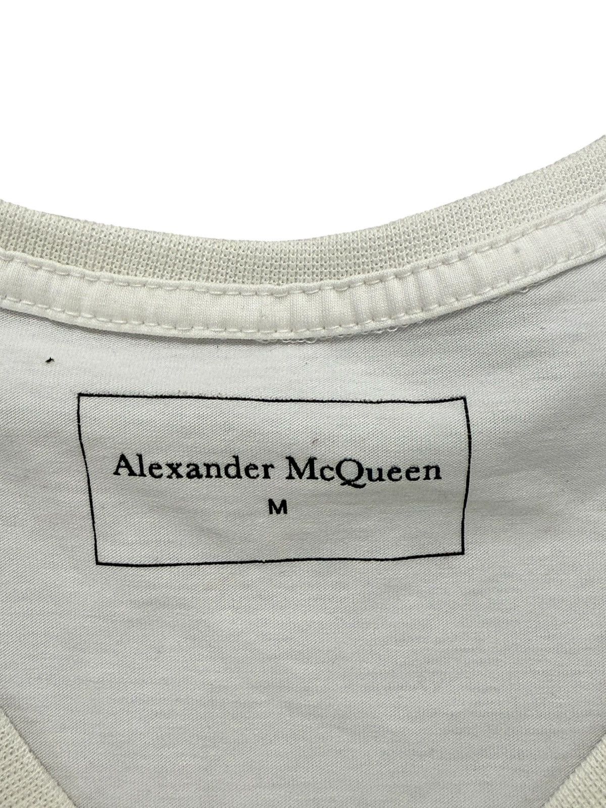 Alexander McQueen Alexander Mcqueen v neck logo t Size US M / EU 48-50 / 2 - 5 Thumbnail