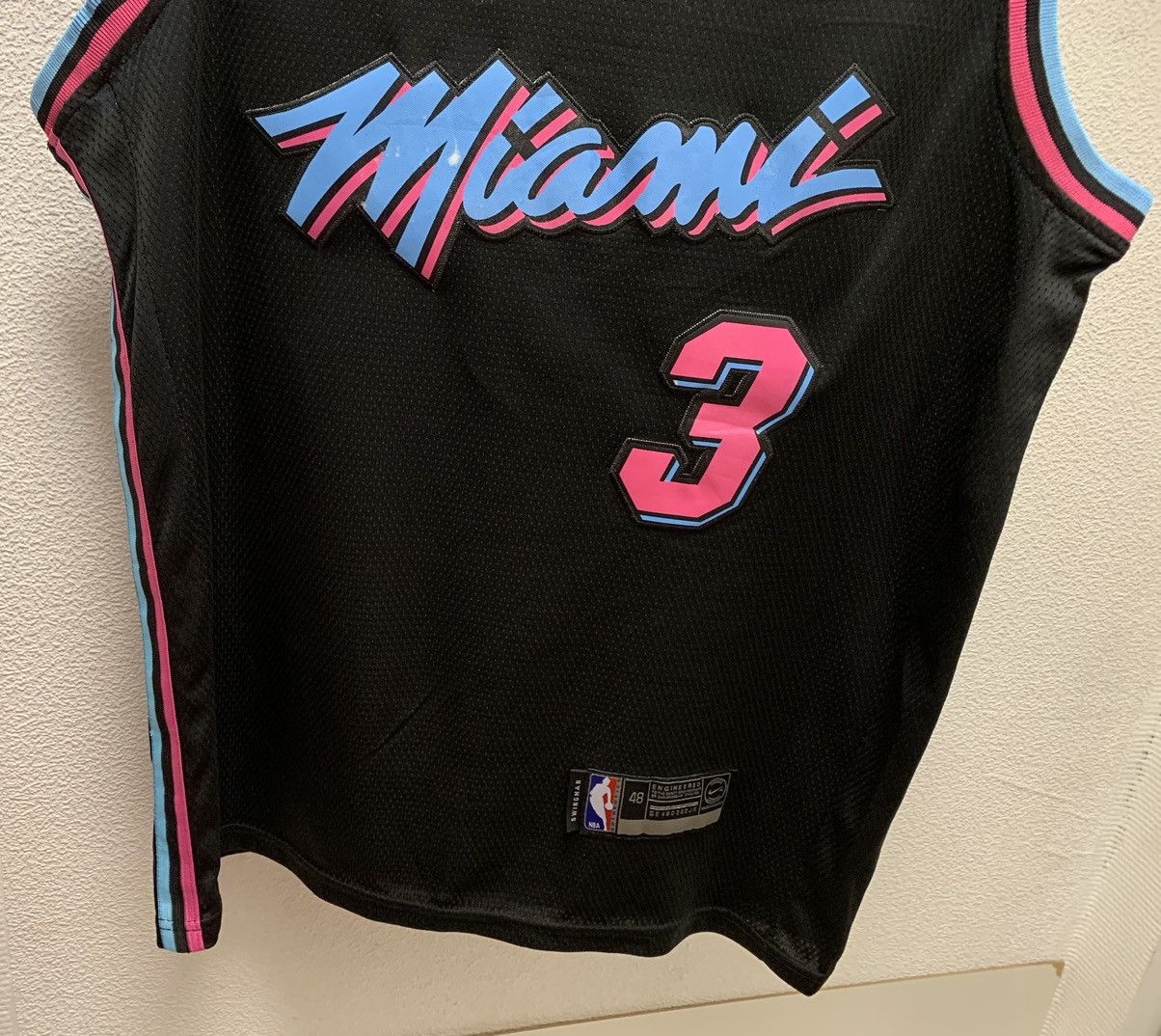 NBA Wade 3 Miami Heat nba jersey night 48 size L-Xl Size US L / EU 52-54 / 3 - 6 Thumbnail