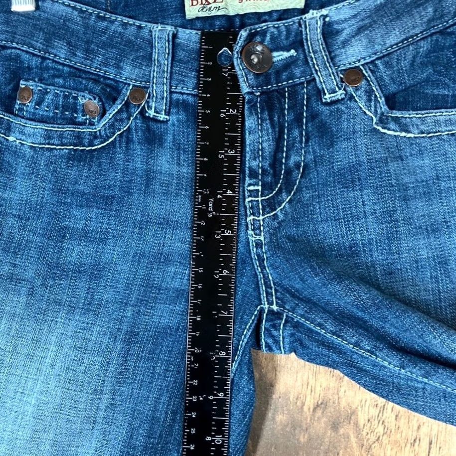 BKE BKE Womens Jeans Capri Blue Denim Starlite Whiskered Heavy Stitching 25 Inseam 19.5 Size 28" / US 6 / IT 42 - 7 Thumbnail