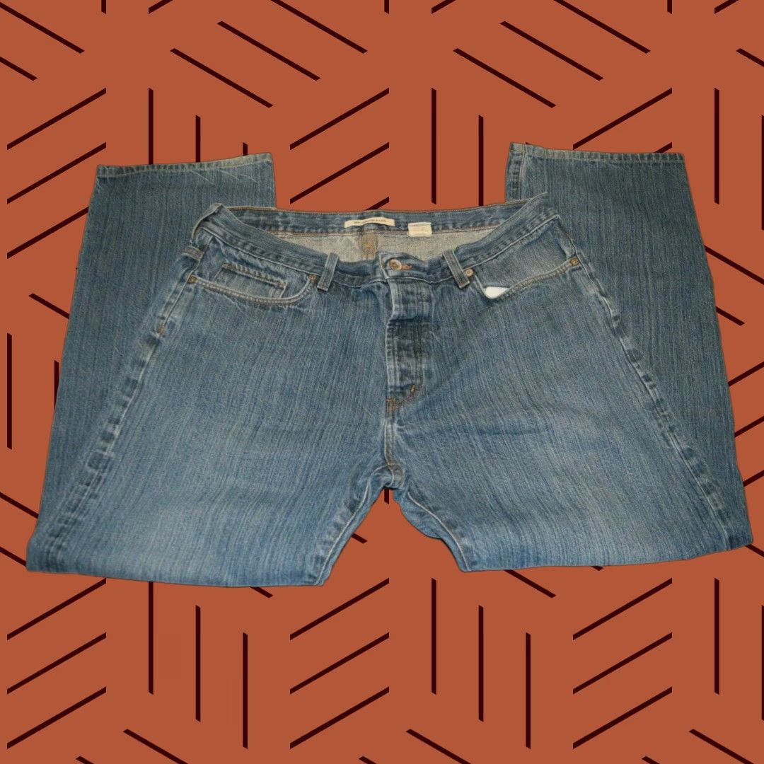 John Varvatos JOHN VARVATOS AUTHENTIC LIGHT WASH STRAIGHT LEG REGULAR JEANS 38 BLUE MENS Size US 38 / EU 54 - 1 Thumbnail