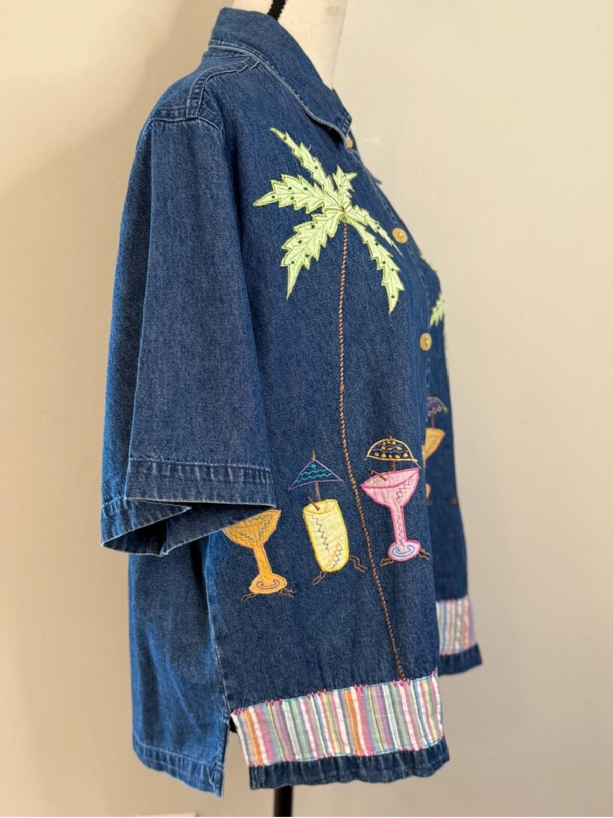 Other New Directions tropical embroidered denim button up top XL Size XL / US 12-14 / IT 48-50 - 2 Thumbnail