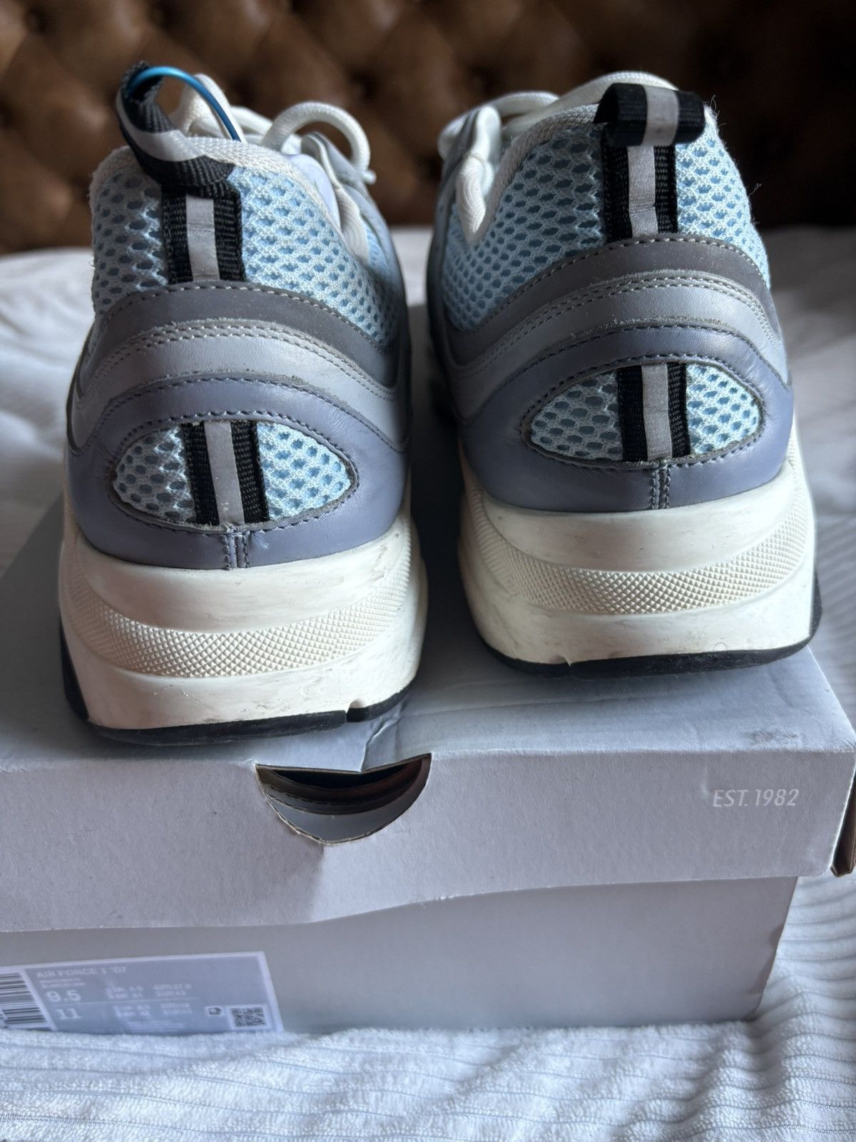 Dior Dior sky blue b22 sneakers Size US 11 / EU 44 - 11 Thumbnail