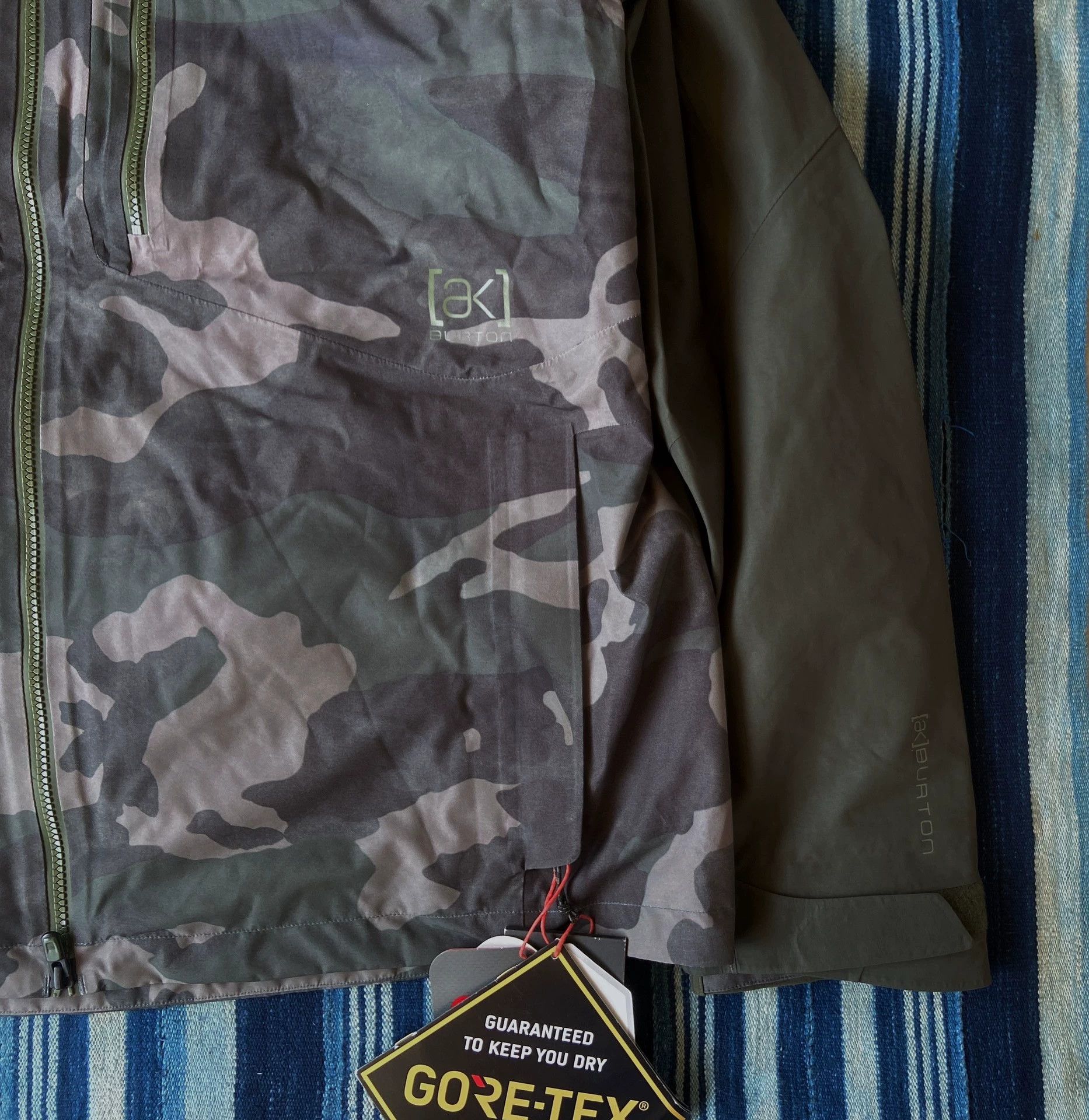 Burton Burton AK 2L Gore-Tex Swash JKT XL Camo Green Size US XL / EU 56 / 4 - 6 Thumbnail